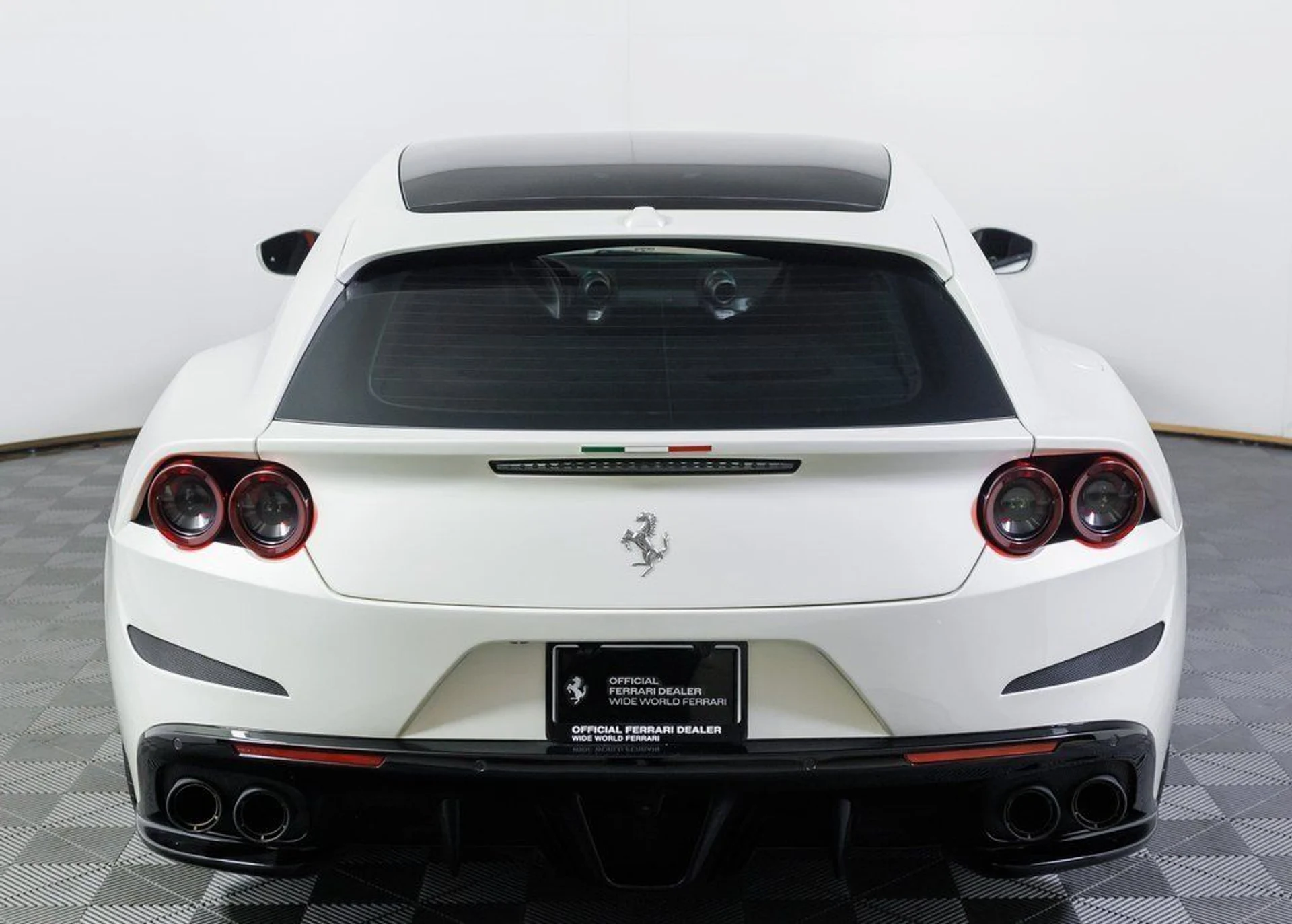 mph008_3020122641_0d925094e99333dae42e1261c606b82c_b5001c4eb0