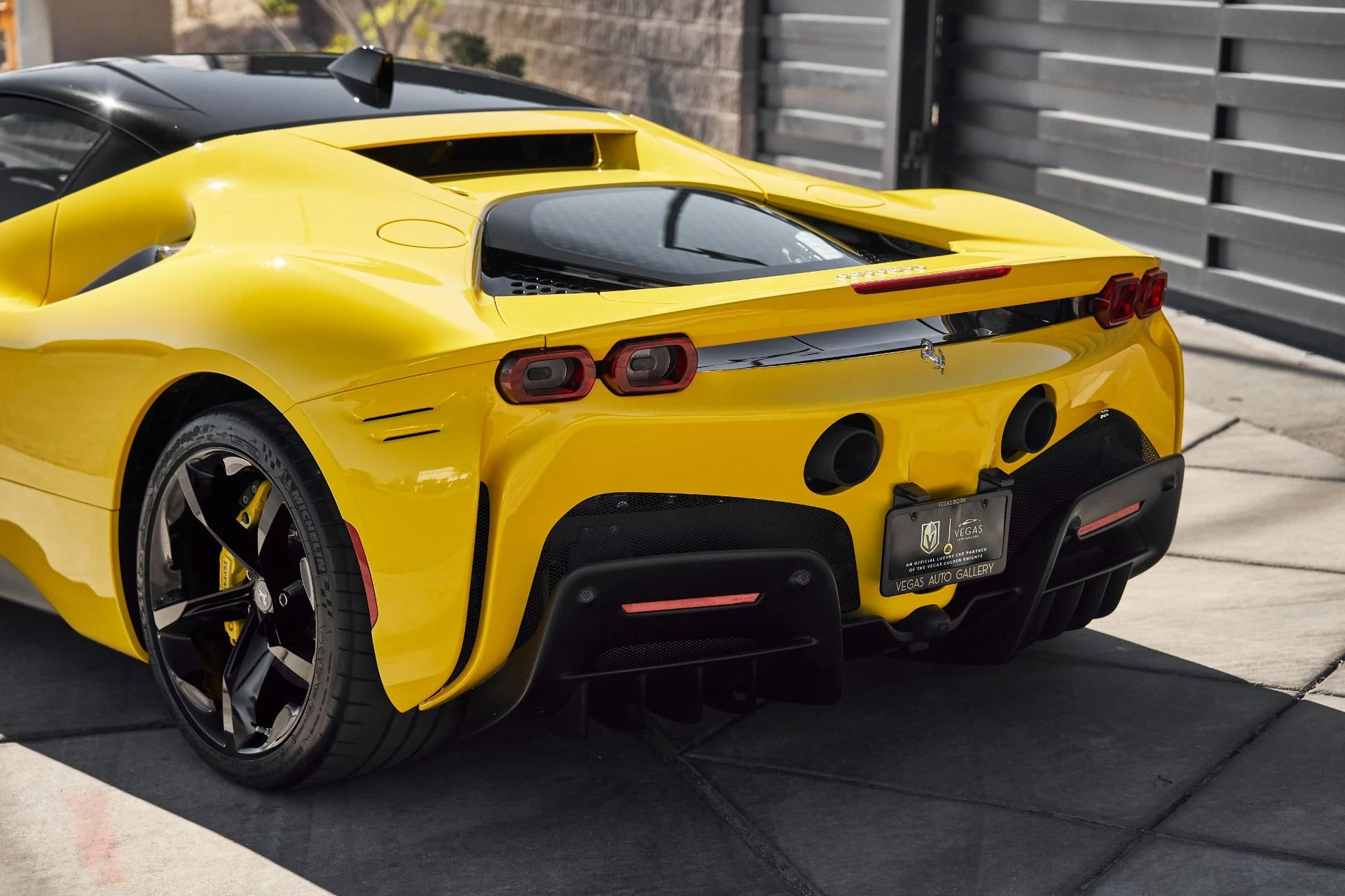 mph008_3021259232_Used_2022_Ferrari_SF_90_Stradale_Base_1762462315_c506929ebb