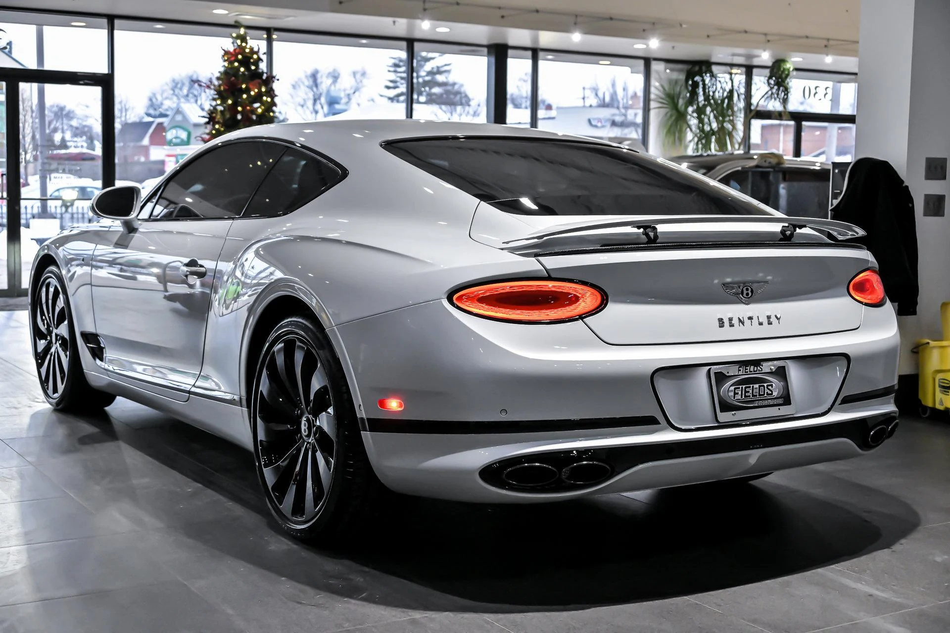 mph008_3023597108_Used_2024_Bentley_Continental_GT_V8_Coupe_1766137554_7bf0df9cc0