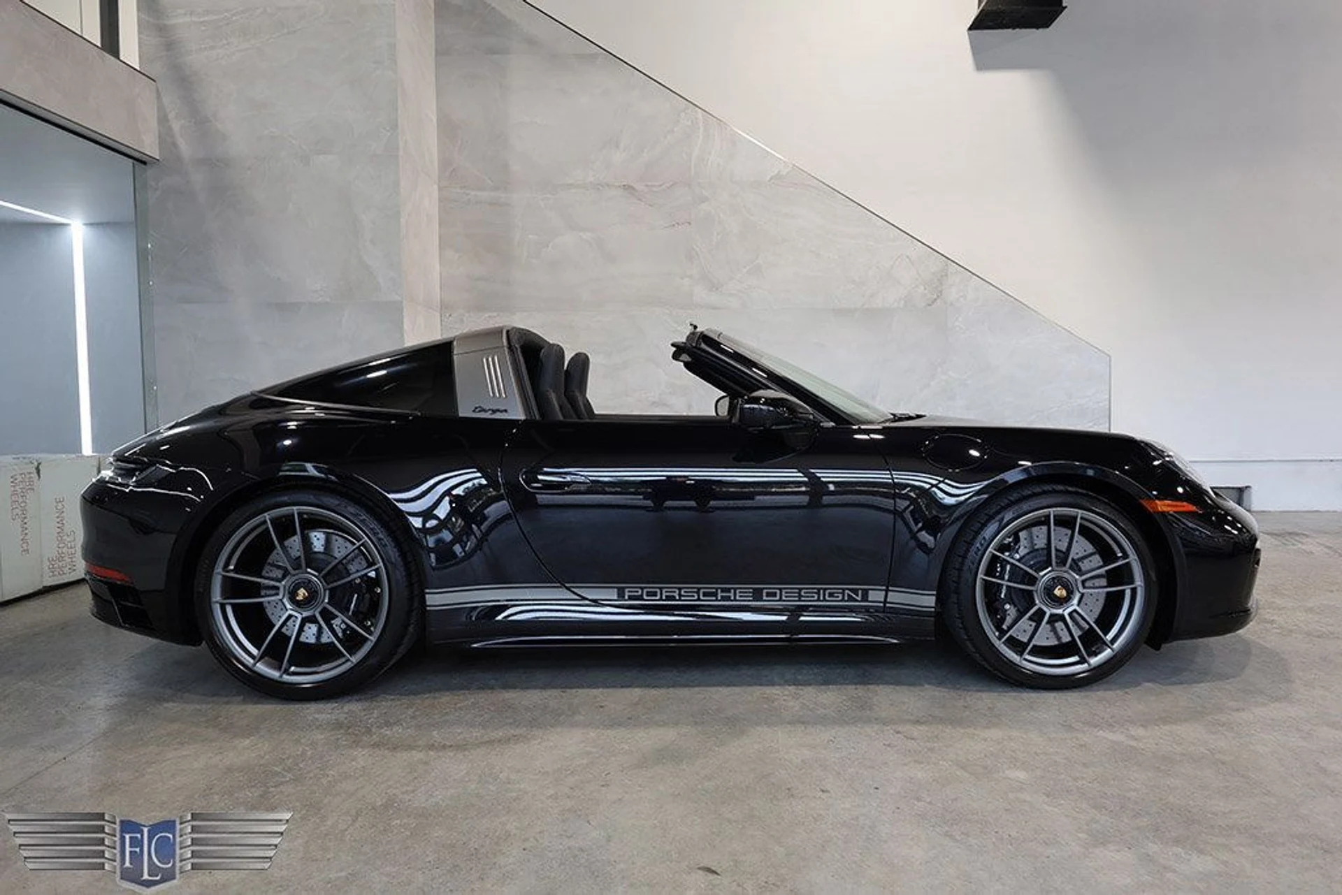 mph008_3030541095_used_2022_porsche_911_targaedition50yearsporschedesign_9689_22634485_9_1024_51e6f087cc