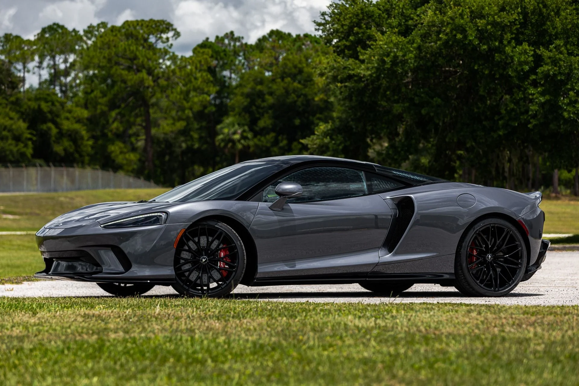 mph008_3032542771_Used_2023_Mc_Laren_GT_Luxe_752ce0e2b6