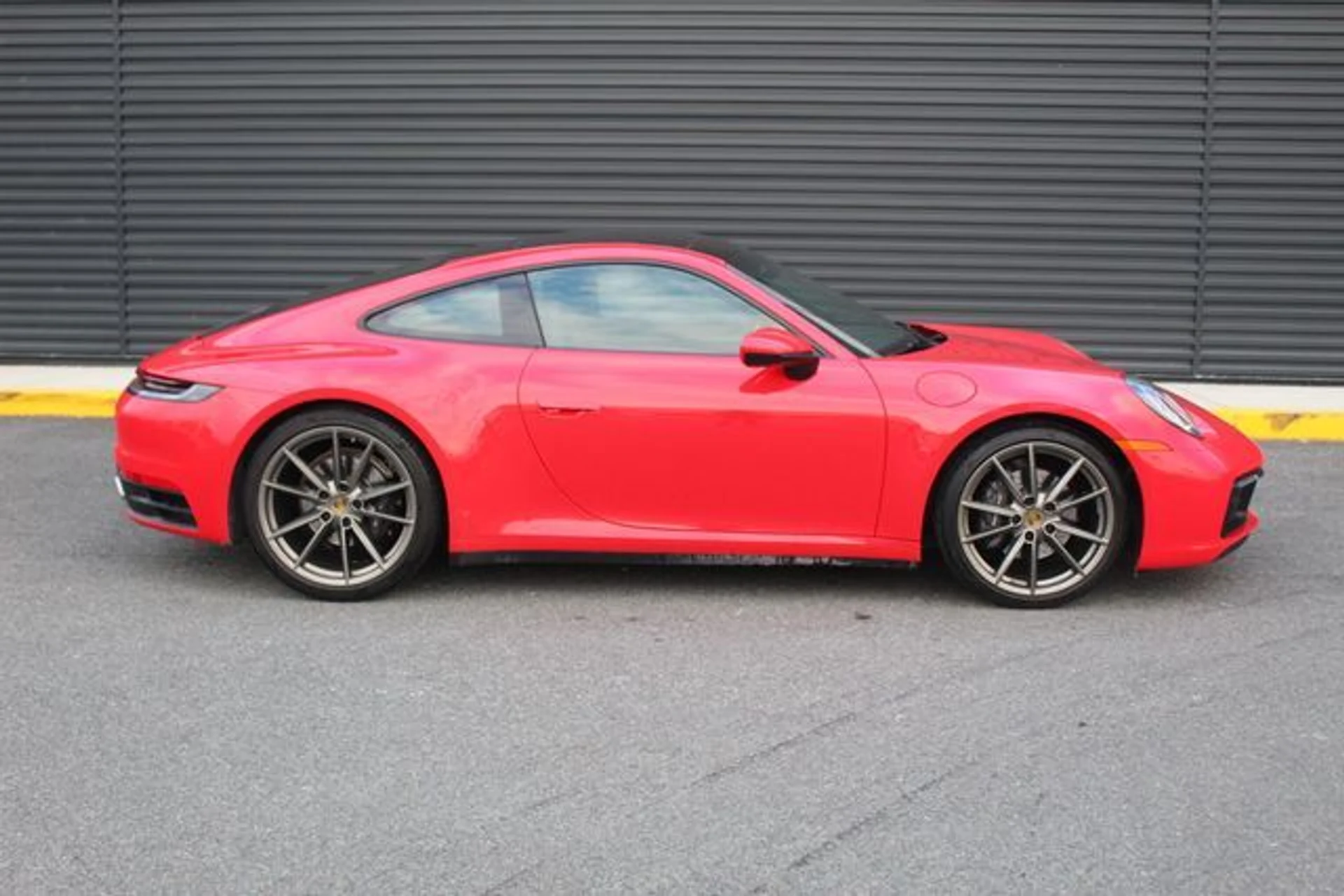 mph008_3043357953_c970ef1a145a97fef69b2ad408750de8x_57434d6a6d