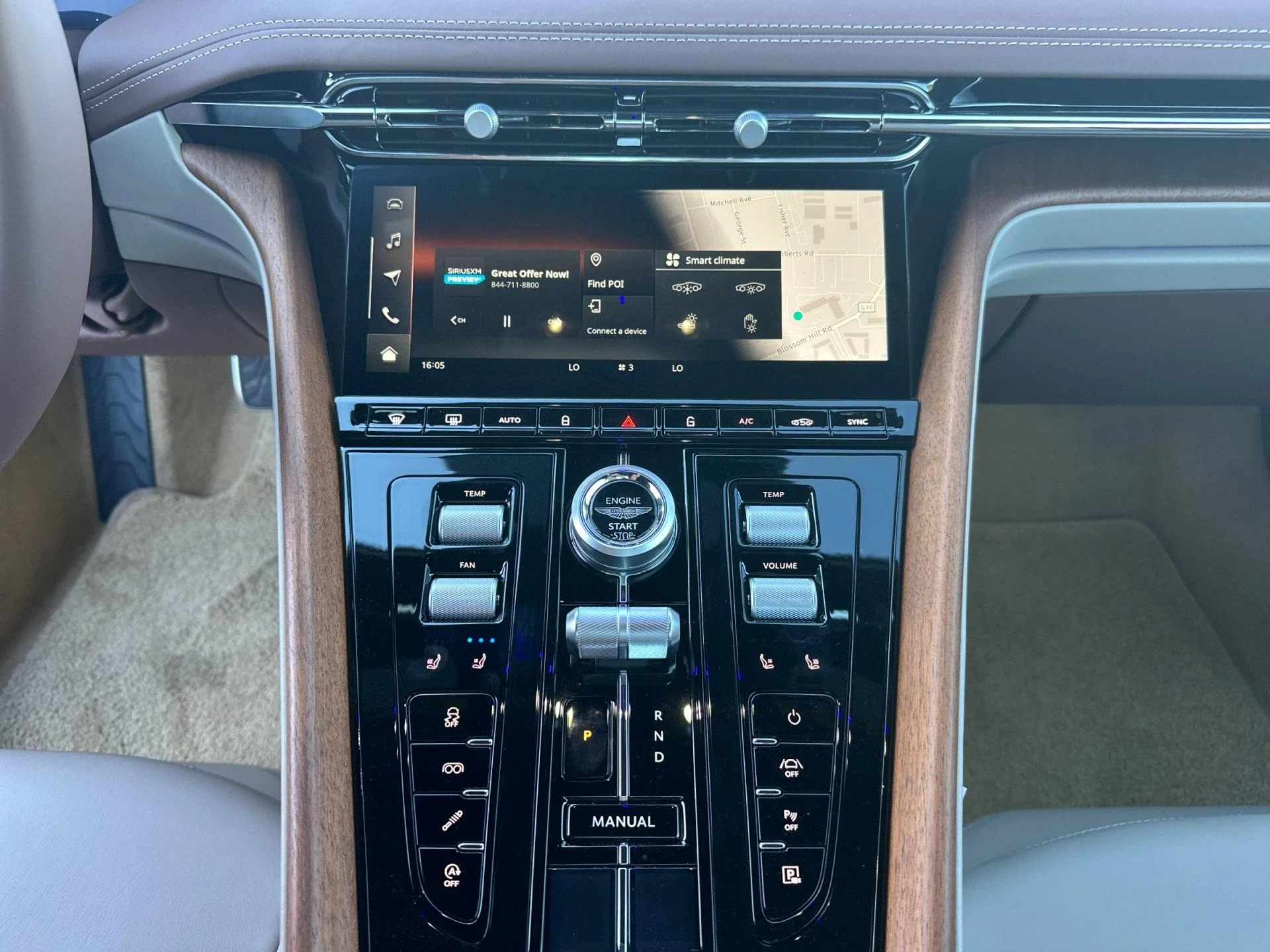 mph008_3043461930_New_2025_Aston_Martin_DB_12_1761746937_a9830f83d7