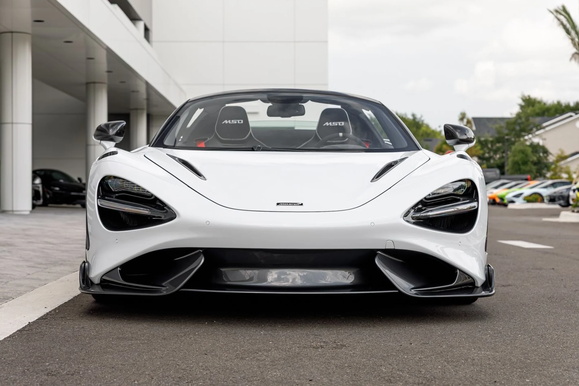 mph008_3046062885_Used_2022_Mc_Laren_765_LT_Spider_a77ee2b038