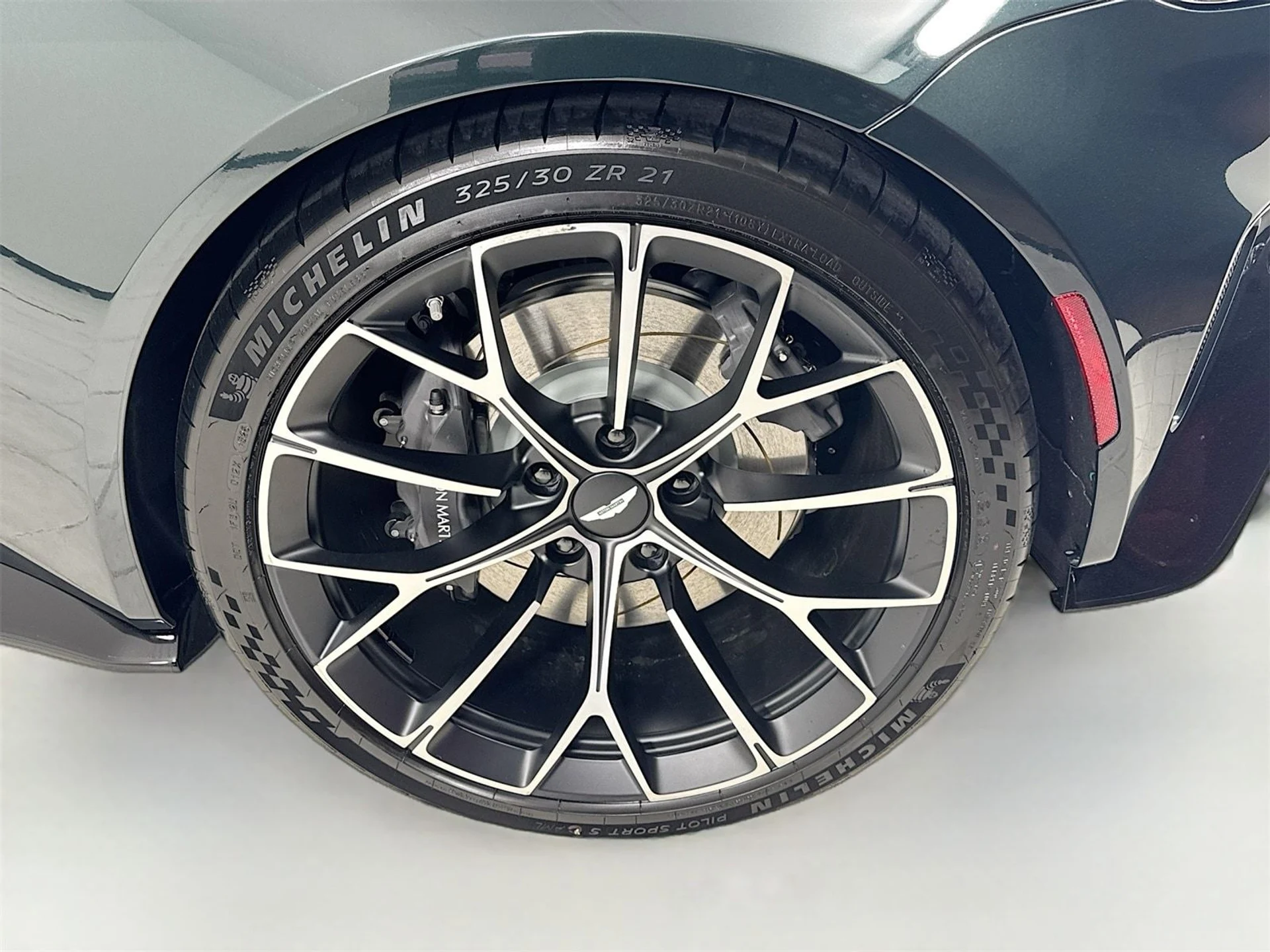 mph008_3046889685_22b4076a1691161ee83546dd205f74bax_5e21a66d5c