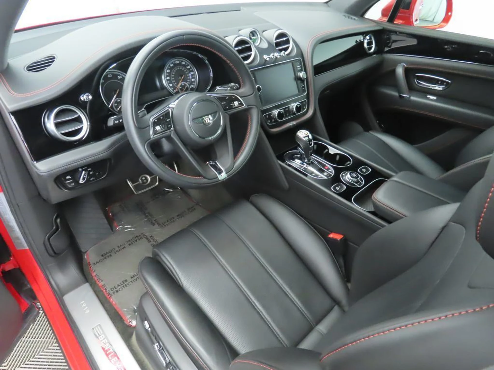 mph008_3049489904_used_2019_bentley_bentayga_v8awd_8119_22926771_9_1024_fefad966c8