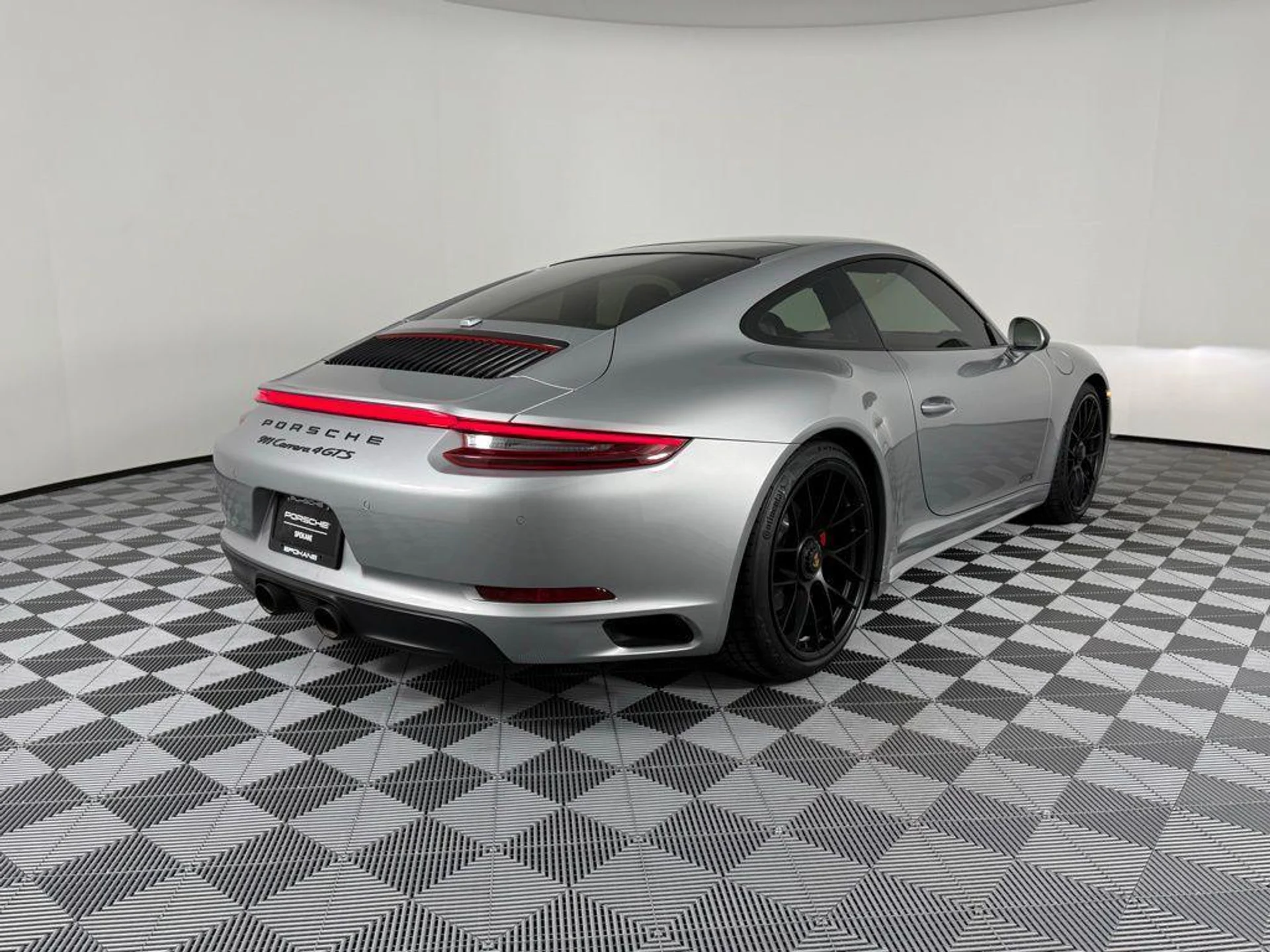 mph008_304977817_M1_BG_Mn1e9_QB_1_Zo_Hxvt_K_Mh6_v_YGU_876f71e64f