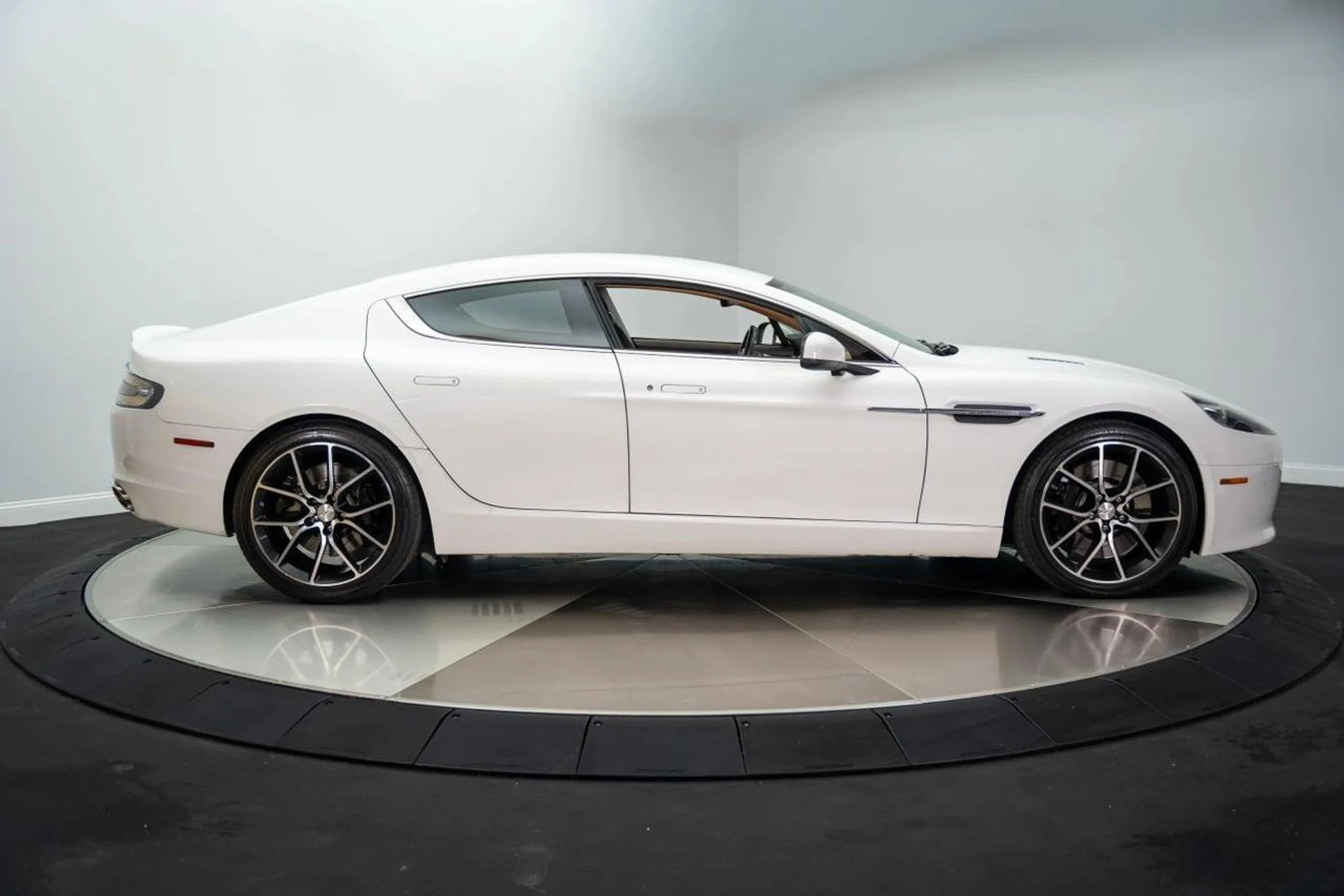 mph008_3056773972_44cb5f895da8a45ec80213b50f385778_cafb376a28