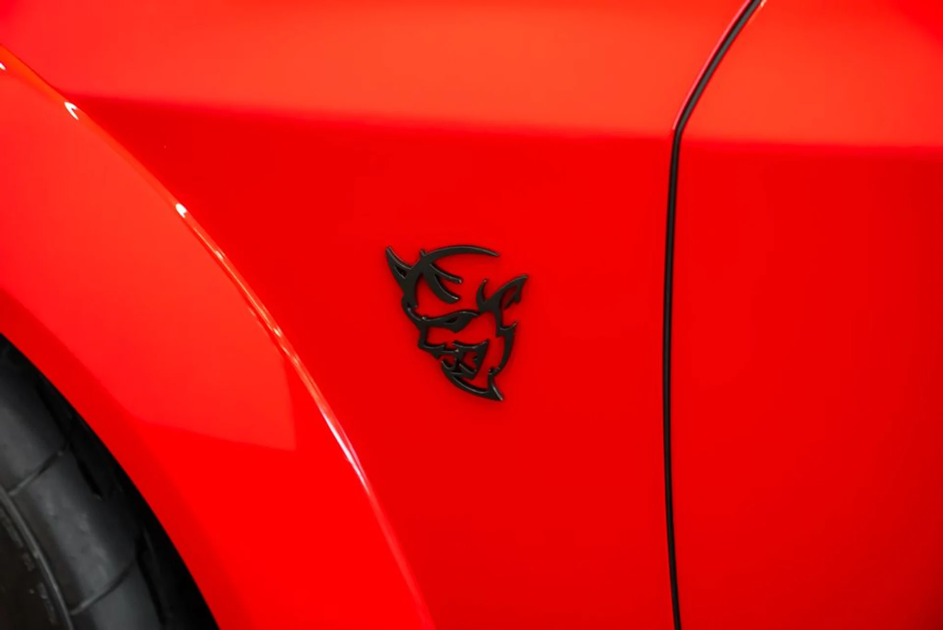 mph008_3064120539_dodge_challenger_2018_jpg_v_1775587595_b094a4b6fd