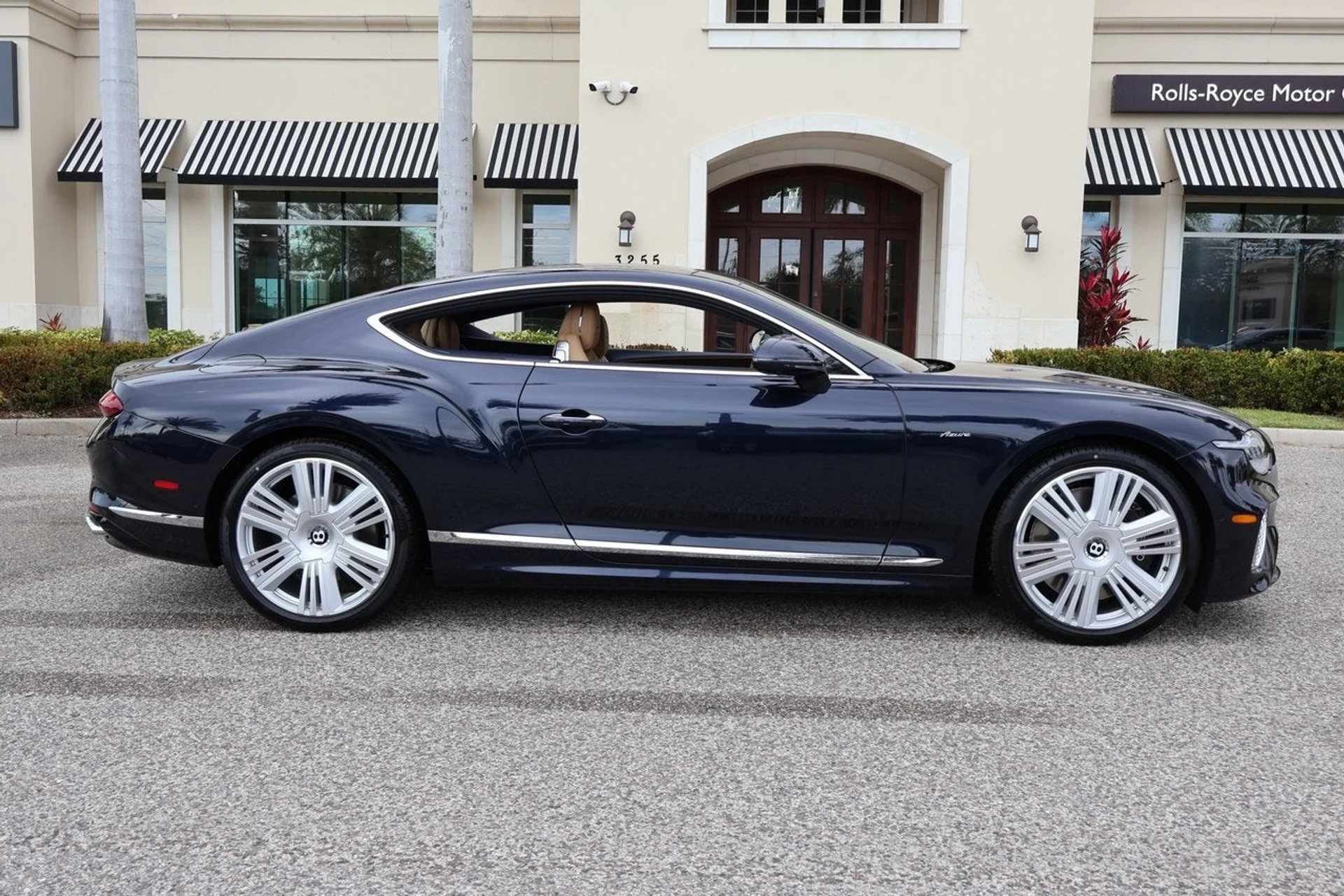 mph008_3065698276_9_e69037a926