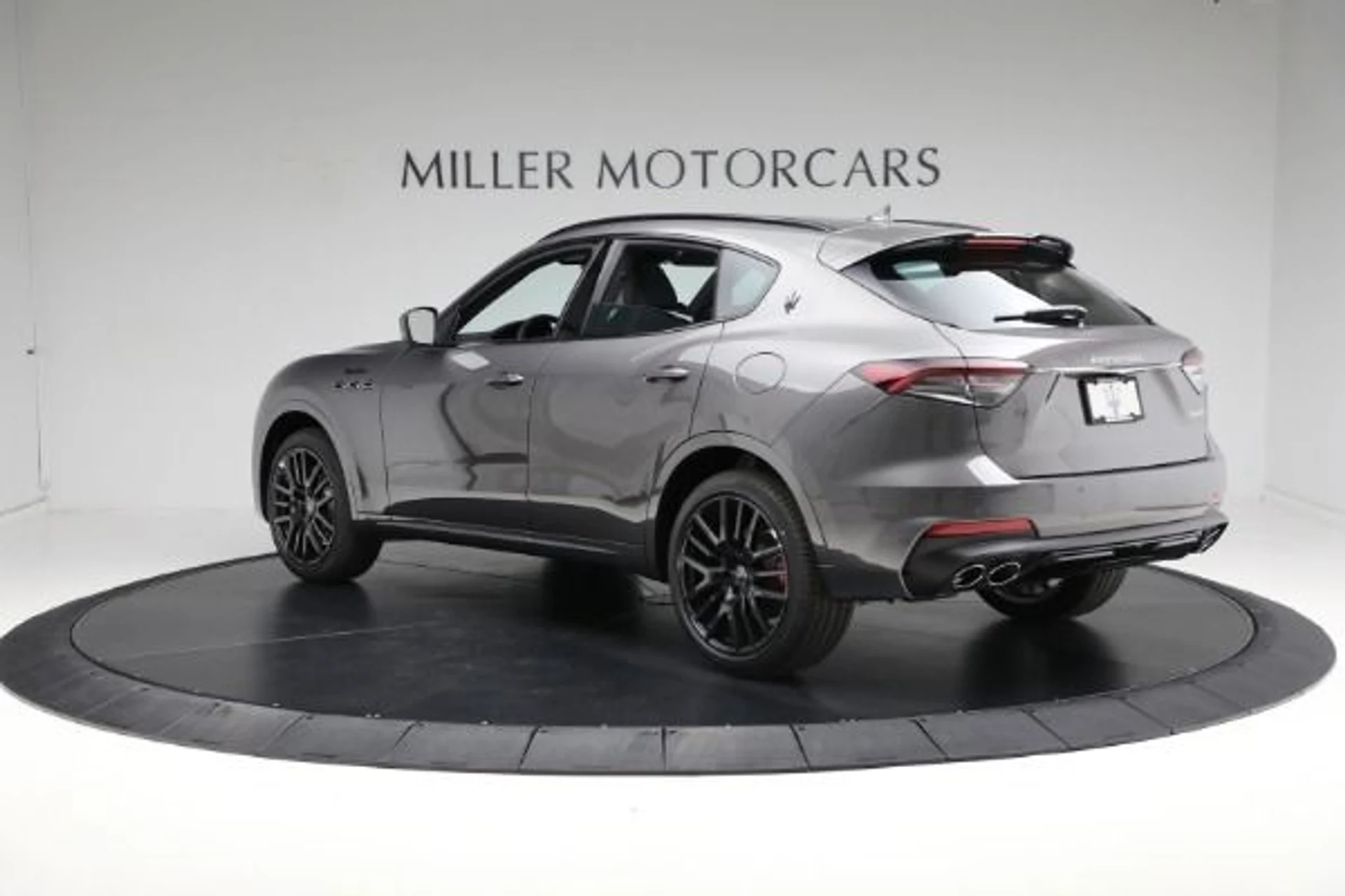 mph008_3069254659_New_2024_Maserati_Levante_Modena_Ultima_7bb4d69f7f