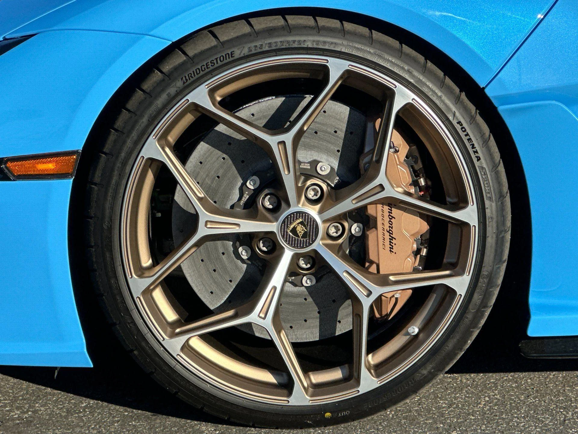 mph008_3072165303_New_2026_Lamborghini_Revuelto_1776759408_341e3bf9f3