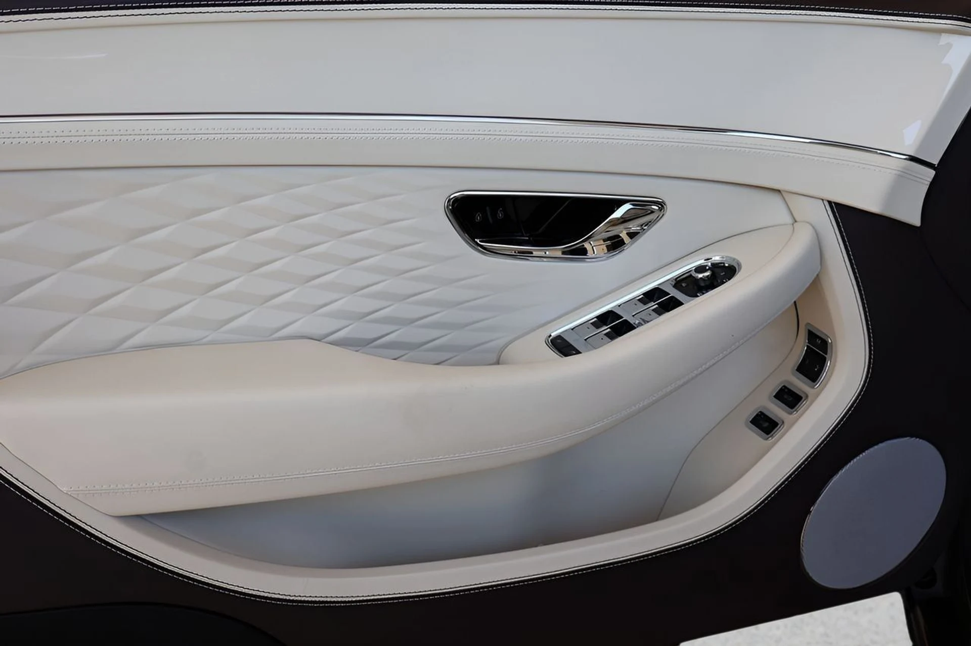 mph008_3083731076_9_2ff74a79c1