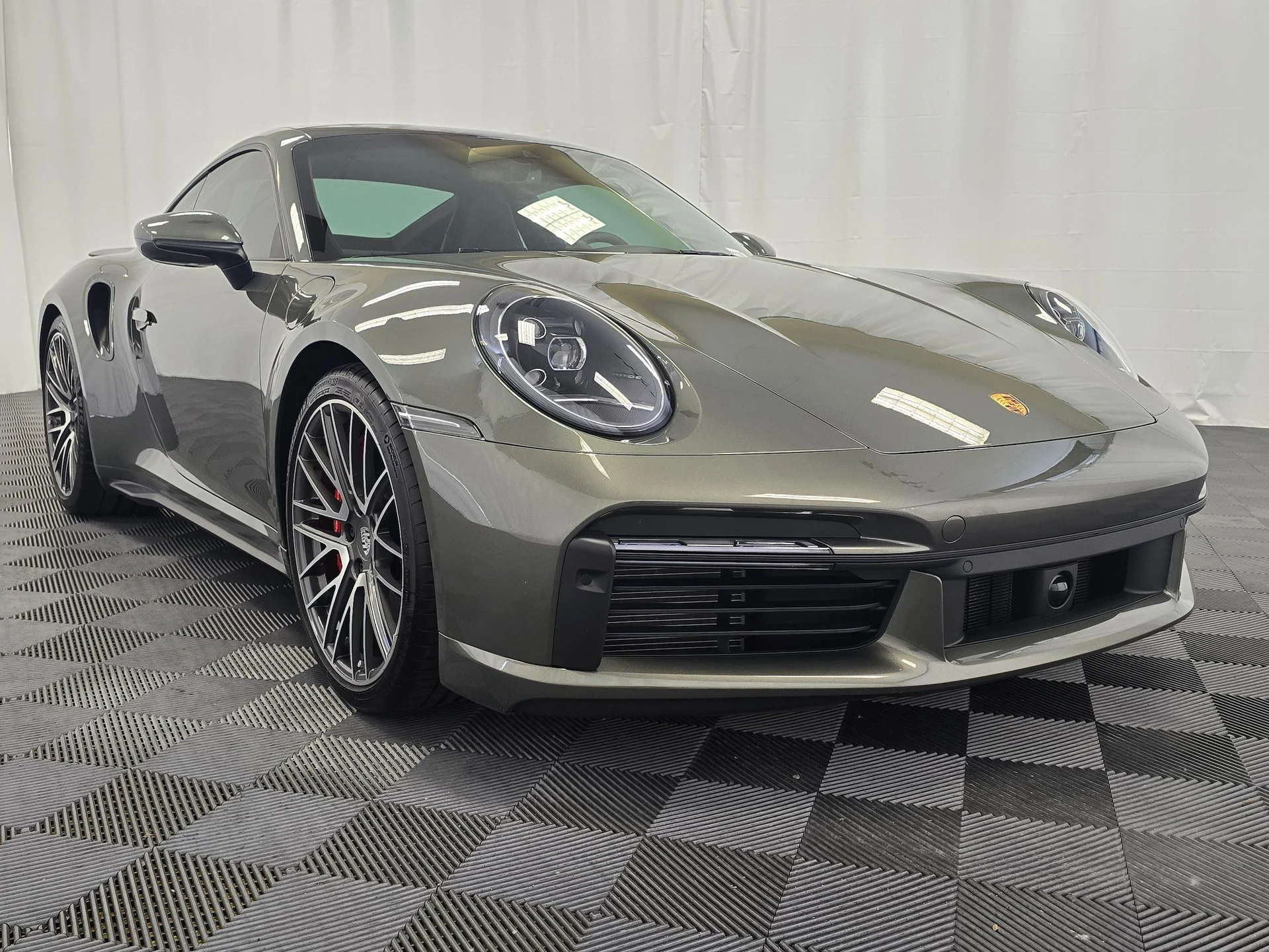 mph008_3088656240_e8261bd8c66143dfbd877d6628c15116_6710d72a41