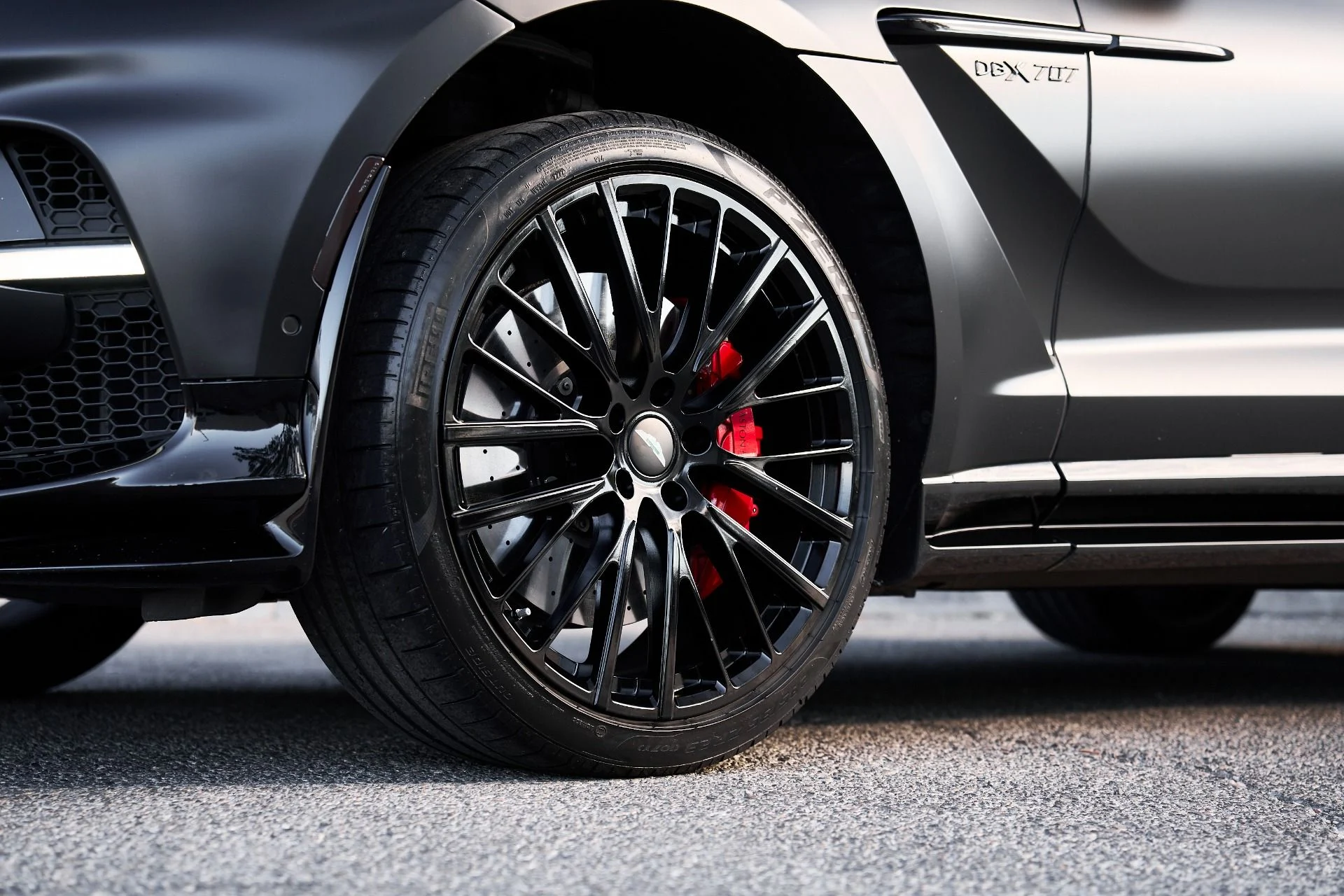 mph008_3099705386_Used_2023_Aston_Martin_DBX_707_1754786768_49a673b3ed