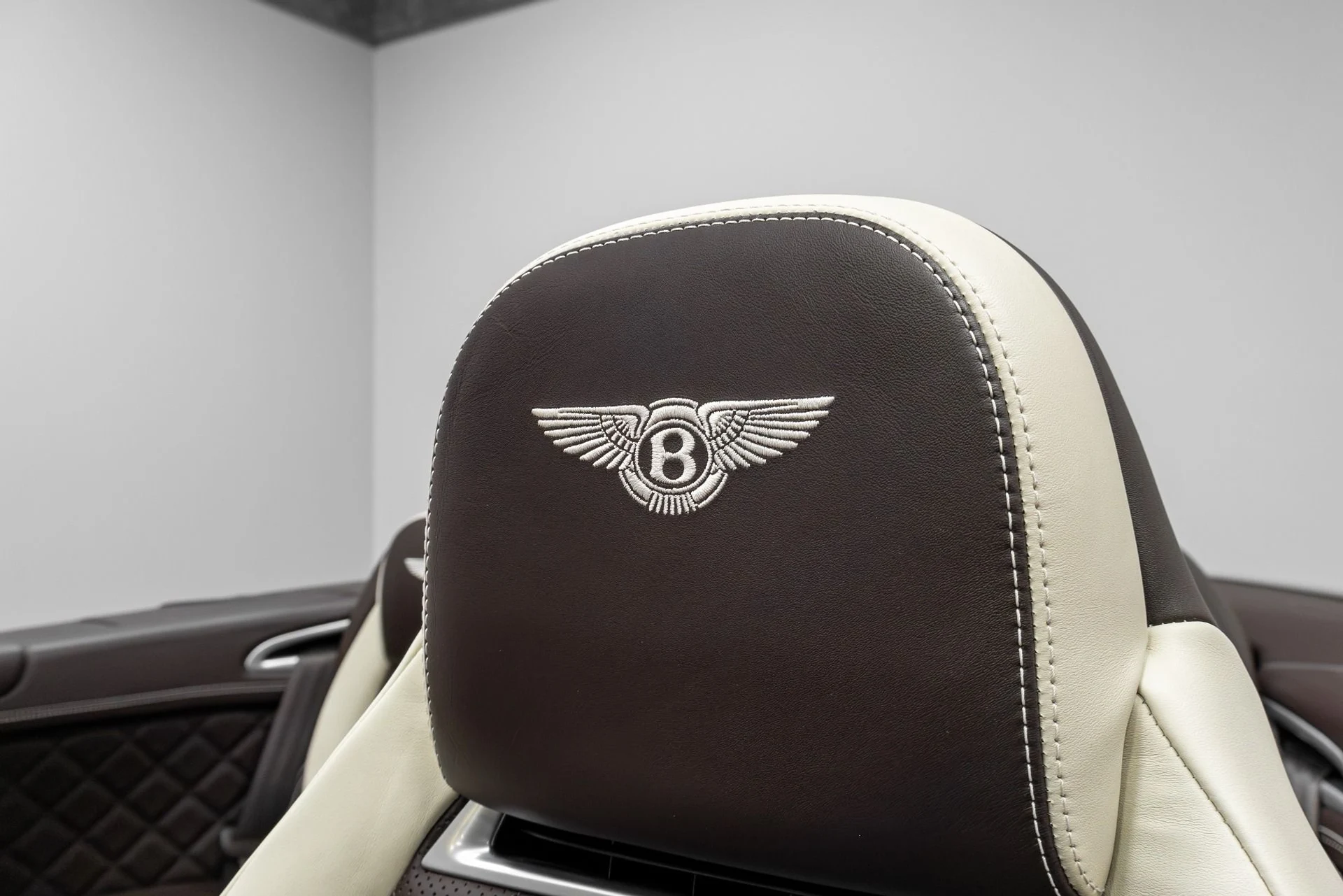 mph008_3100533553_Used_2018_Bentley_Continental_GT_W12_1772672935_5f44d3edcb