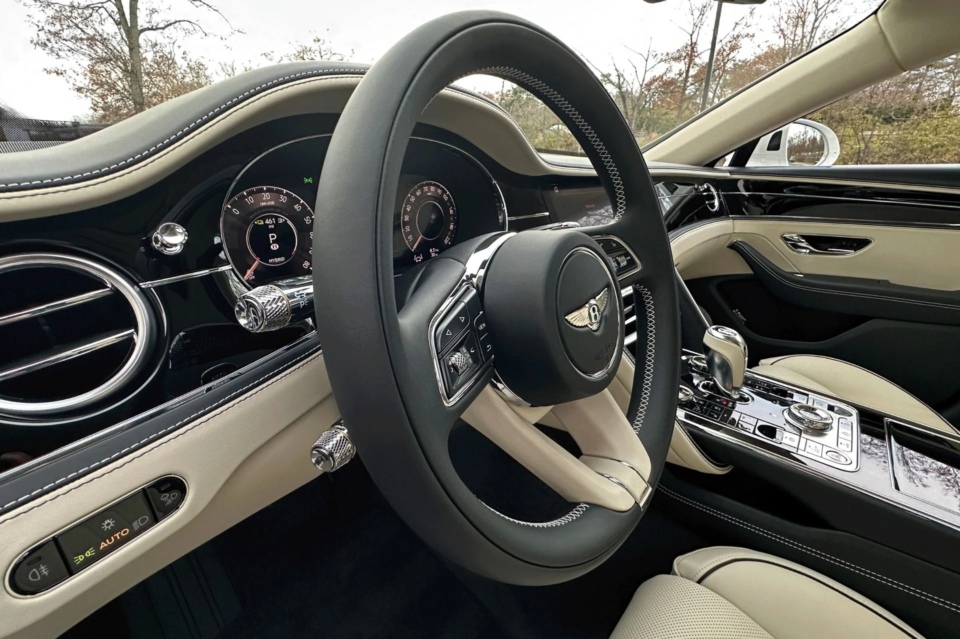 mph008_3108905433_New_2026_Bentley_Flying_Spur_1763621558_2554f6fa75
