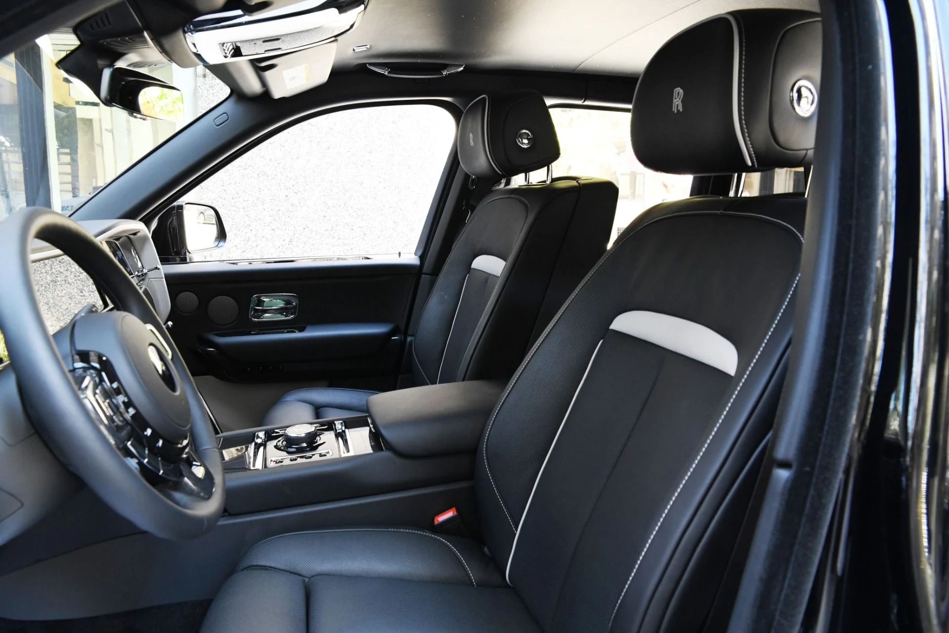 mph008_3112241574_11731_p10_l_a30a3be793