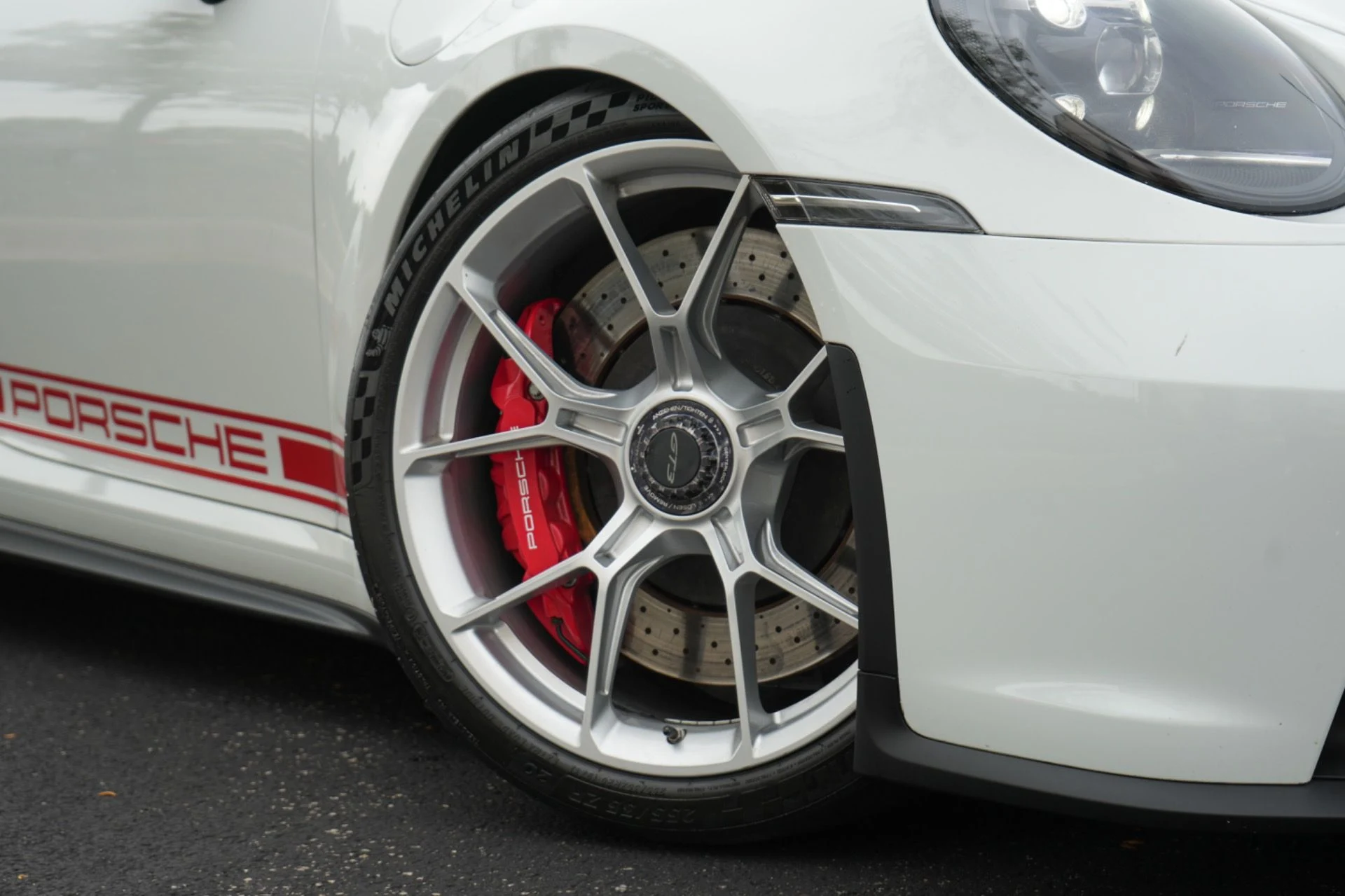 mph008_3113837119_Used_2023_Porsche_911_GT_3_1789589531_6a8915d79b