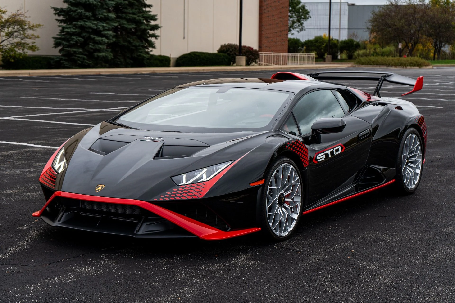 mph008_3128808496_Used_2023_Lamborghini_Huracan_STO_1792011791_f17e743c4f
