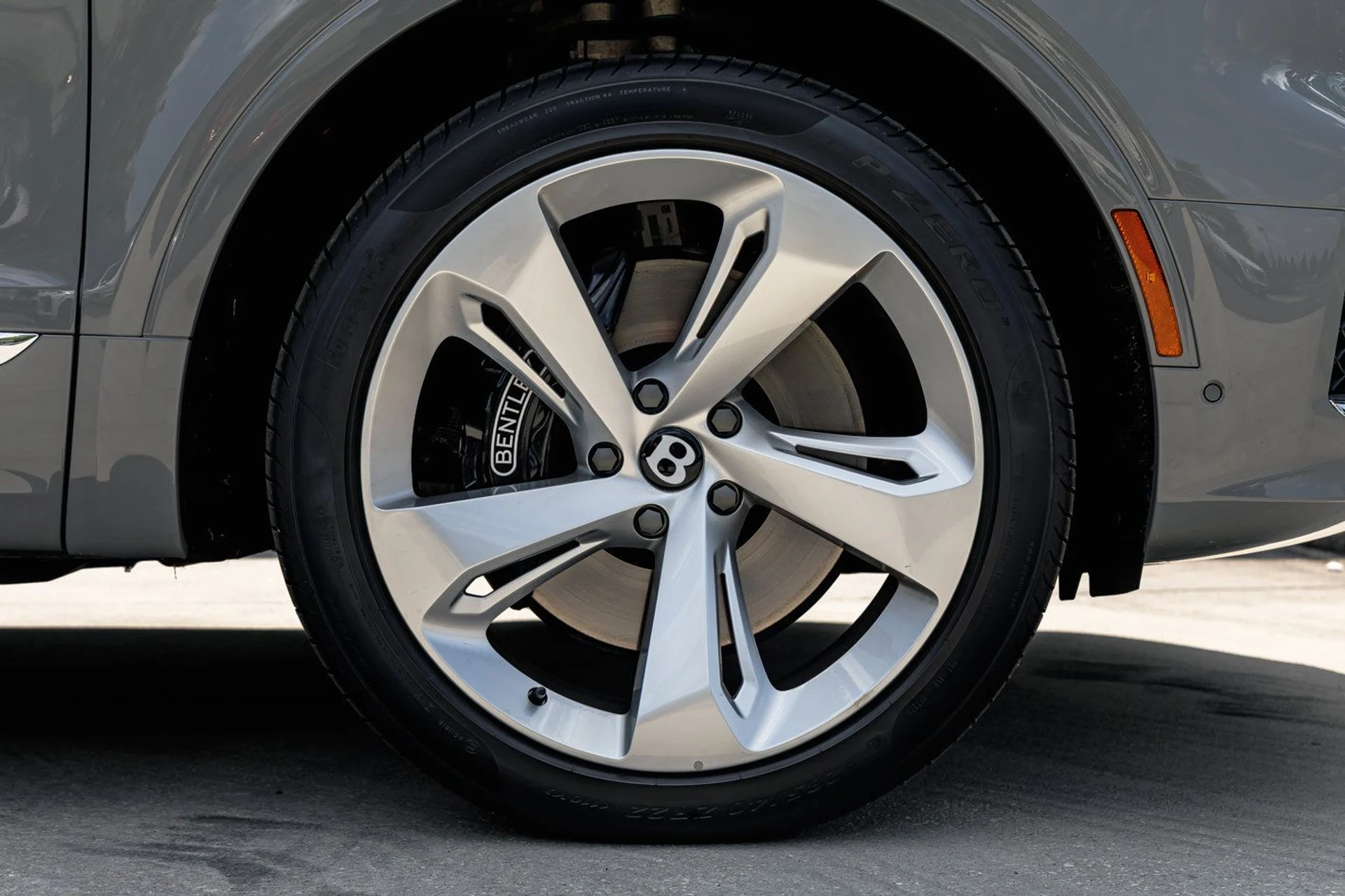 mph008_3129949089_ce11a71f65e3755d8ea4d337dd3bbb65x_18e8e02c3c