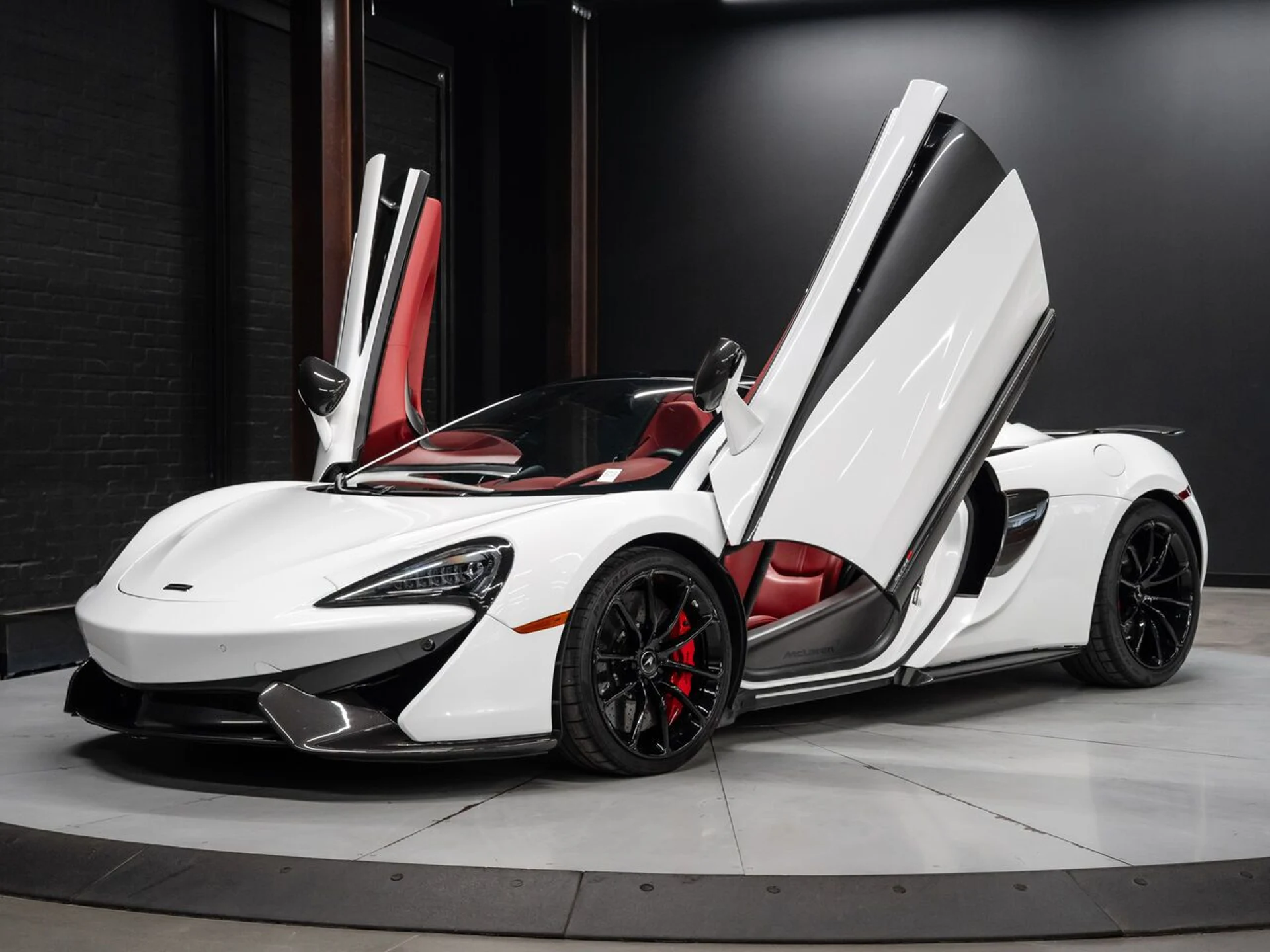 mph008_3135207550_mclaren_570s_2019_2ff7f972e7