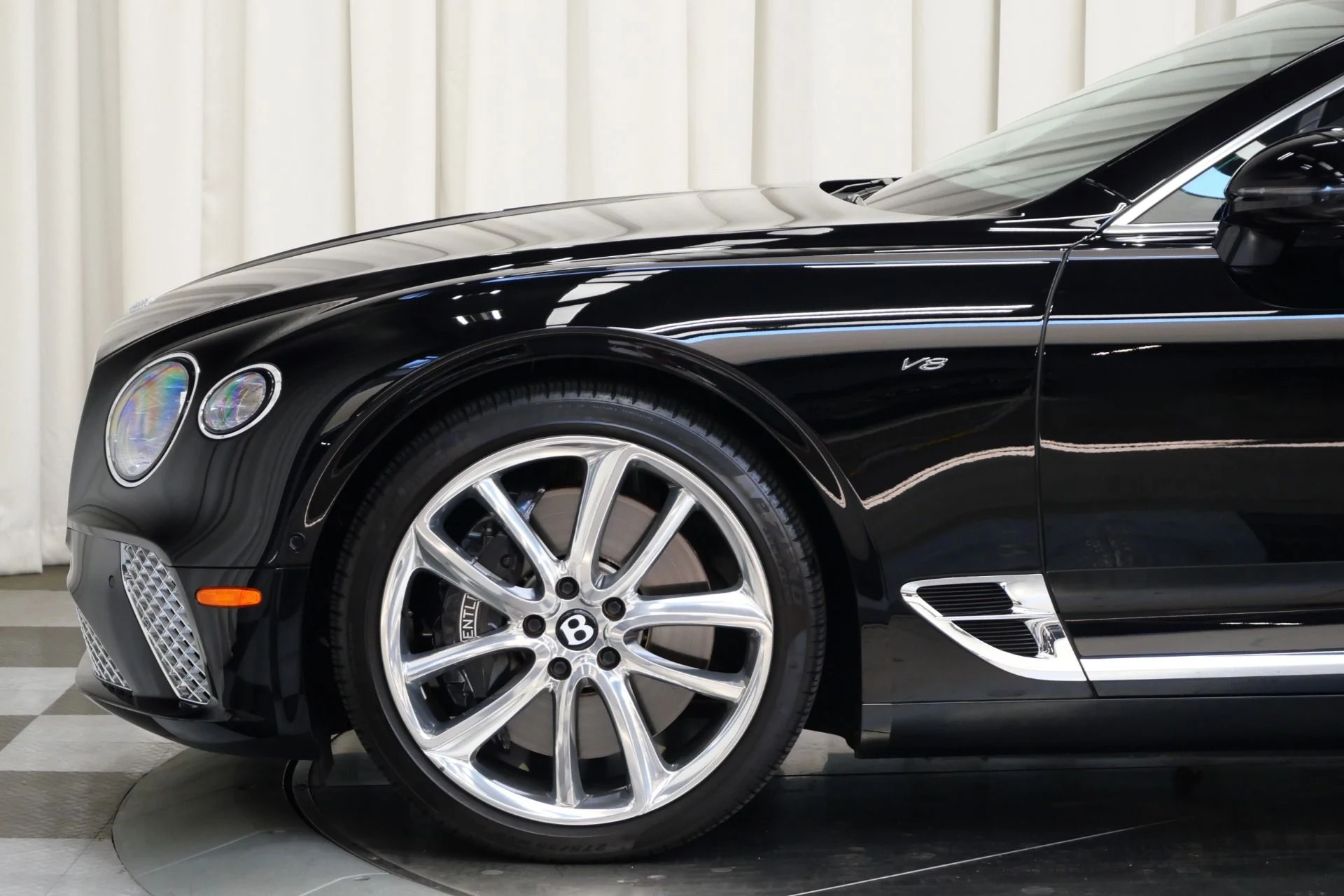 mph008_3138811952_Used_2022_Bentley_Continental_GTC_V8_1754511421_f955fc730f