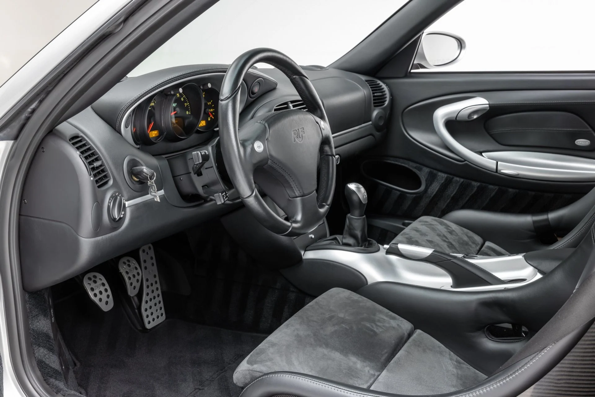 mph008_3141296101_13475_p9_l_0aeb2b3b66