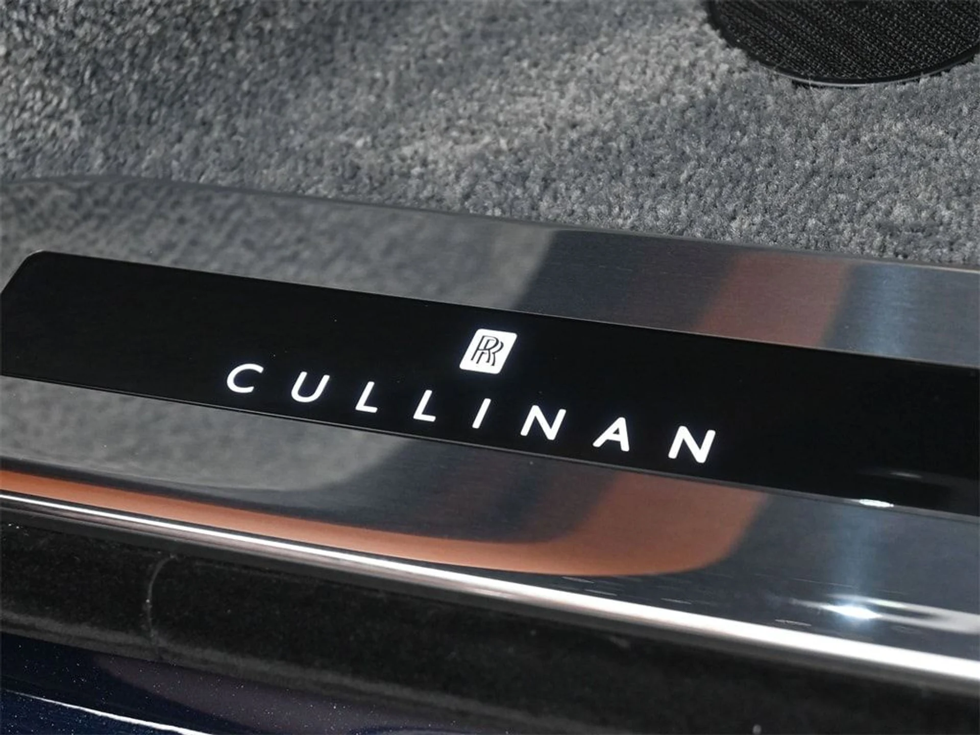 mph008_3143988910_30987fcb63dbc7d4dd921f8f27e4675ax_b25c999f24