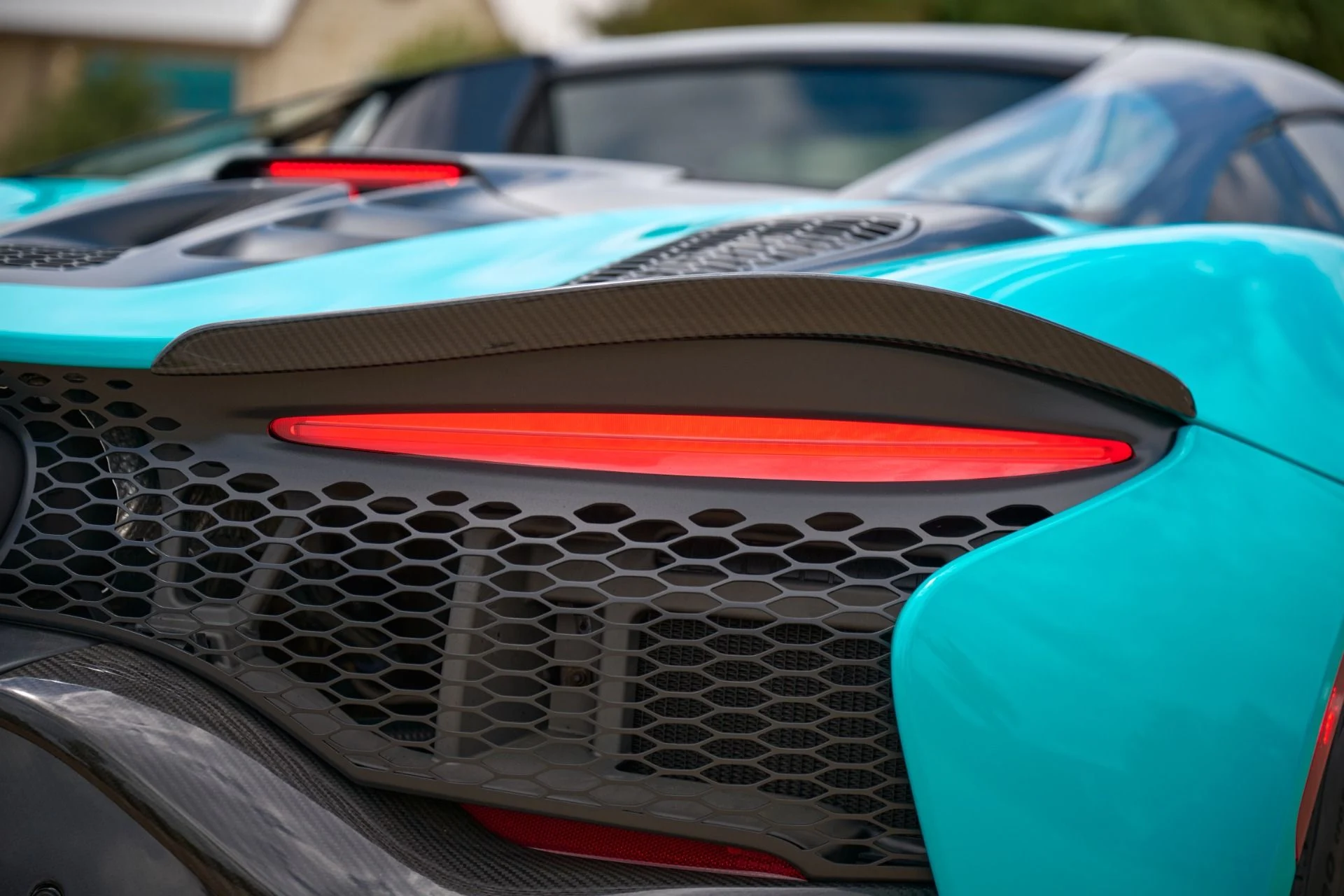 mph008_3150444489_Used_2025_Mc_Laren_Artura_Spider_1779138981_2e74a2c35b