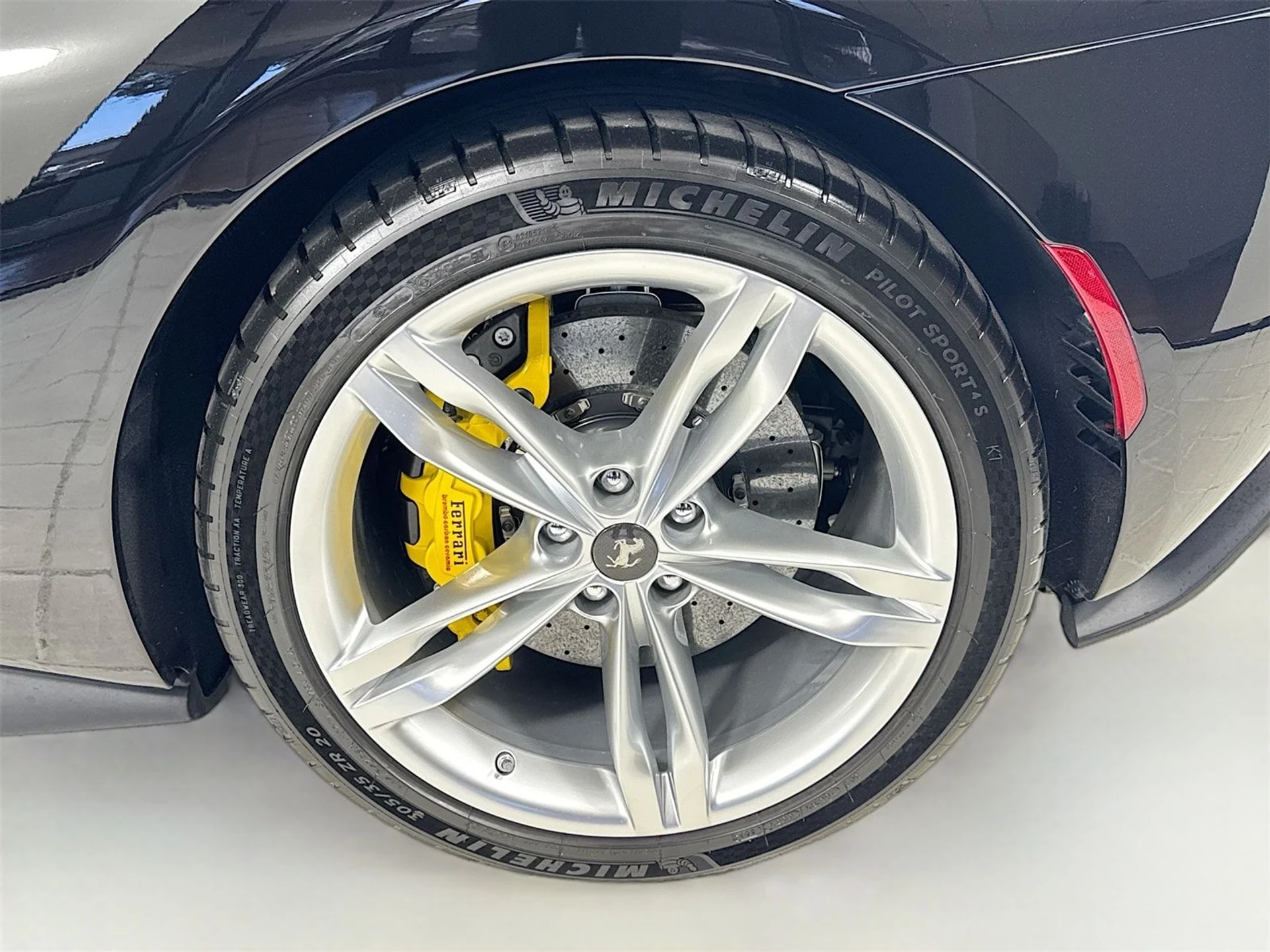 mph008_3150667017_1de647dc851c29ba63d479f01358ff1ax_6f594eaefd