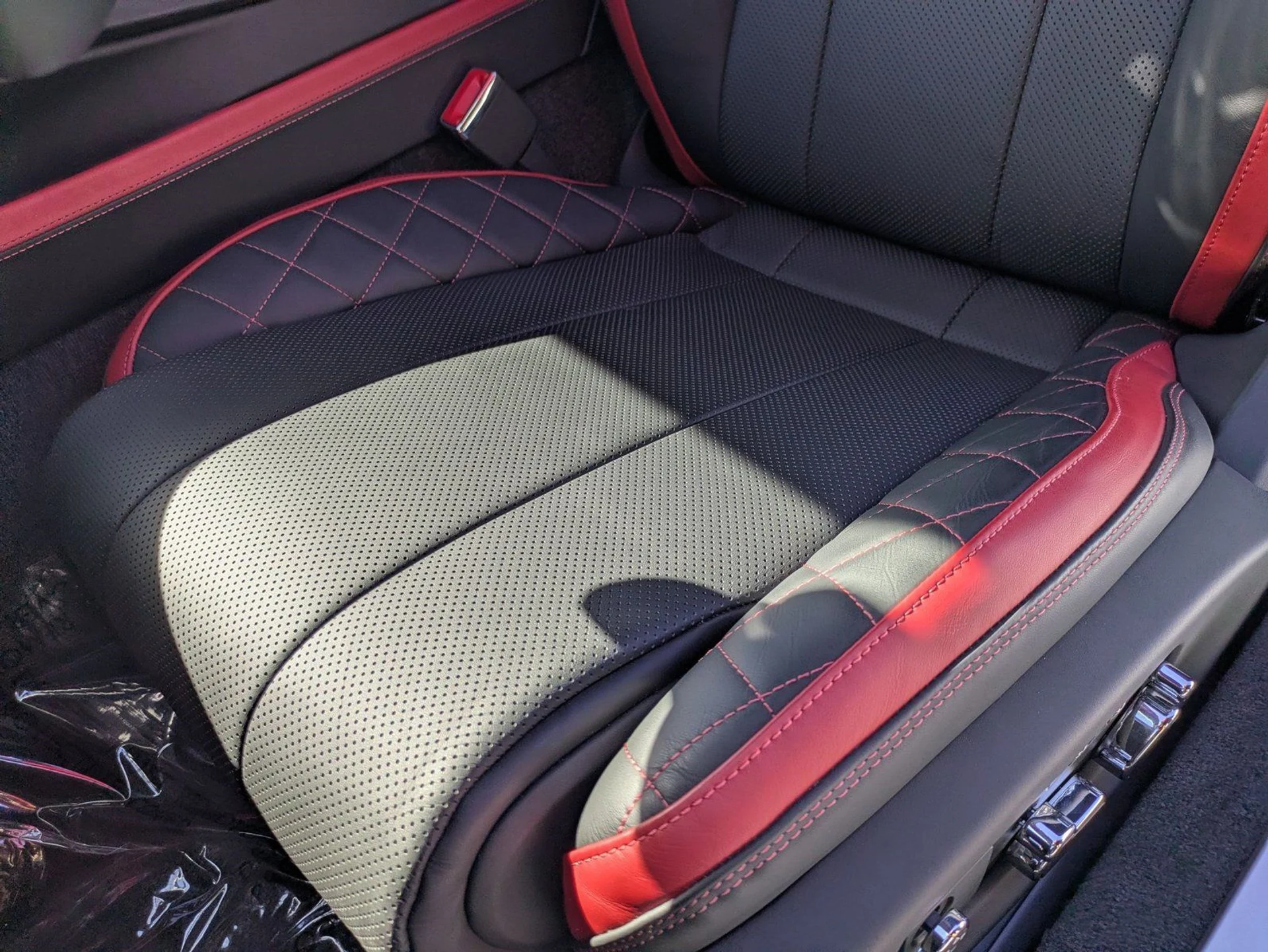 mph008_3153691586_8320abcd8f3a0207c2c3a46a4a894702x_25ef03c02b