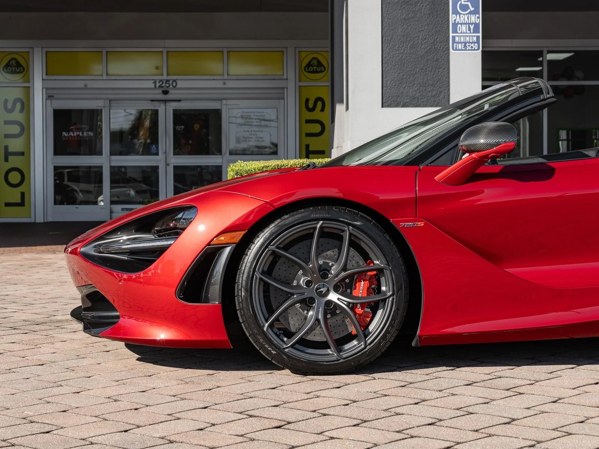 mph008_3161019979_Used_2020_Mc_Laren_720_S_1766077566_42ed01cb75