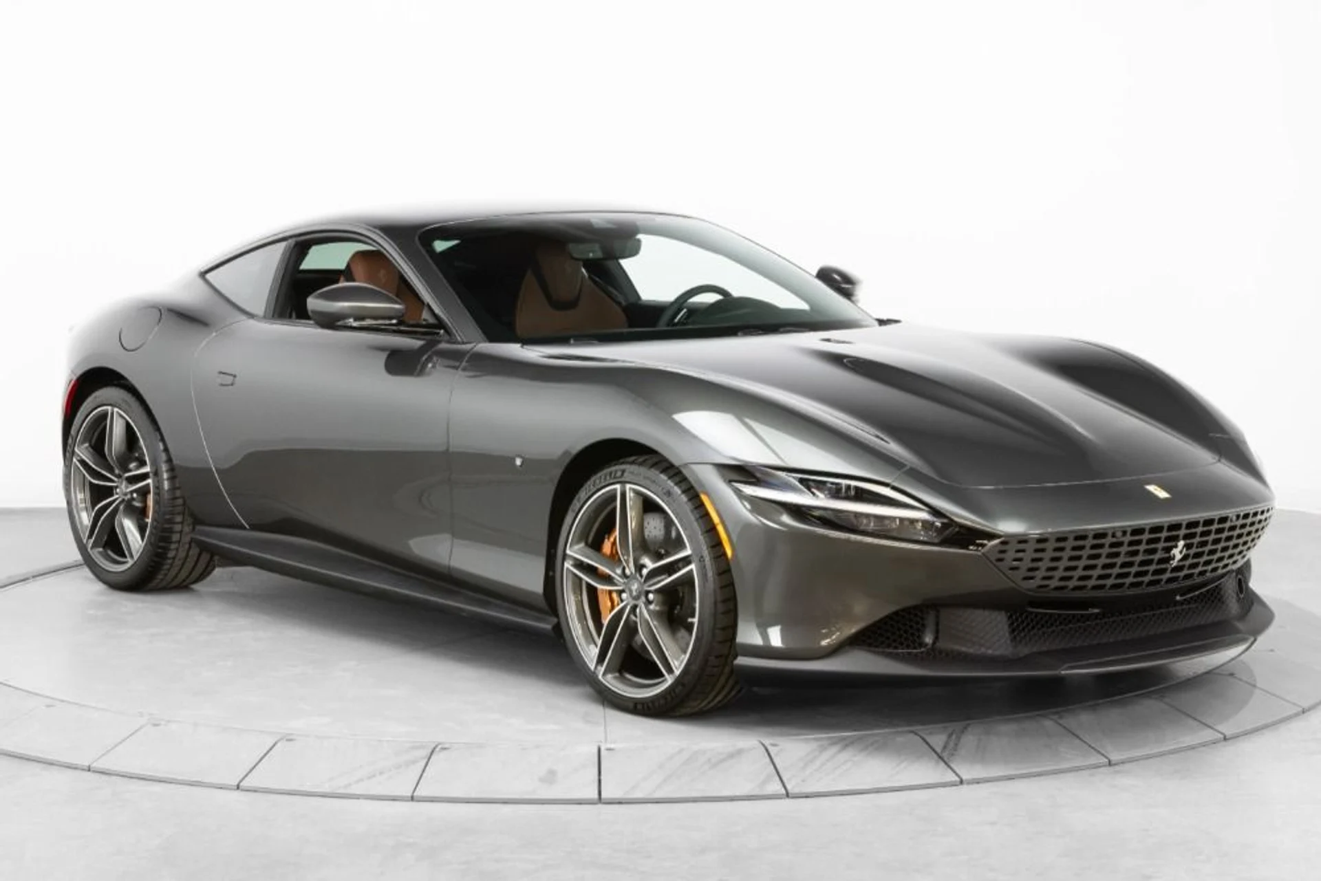 mph008_31626407_Used_2024_Ferrari_Roma_5b20fd38ad