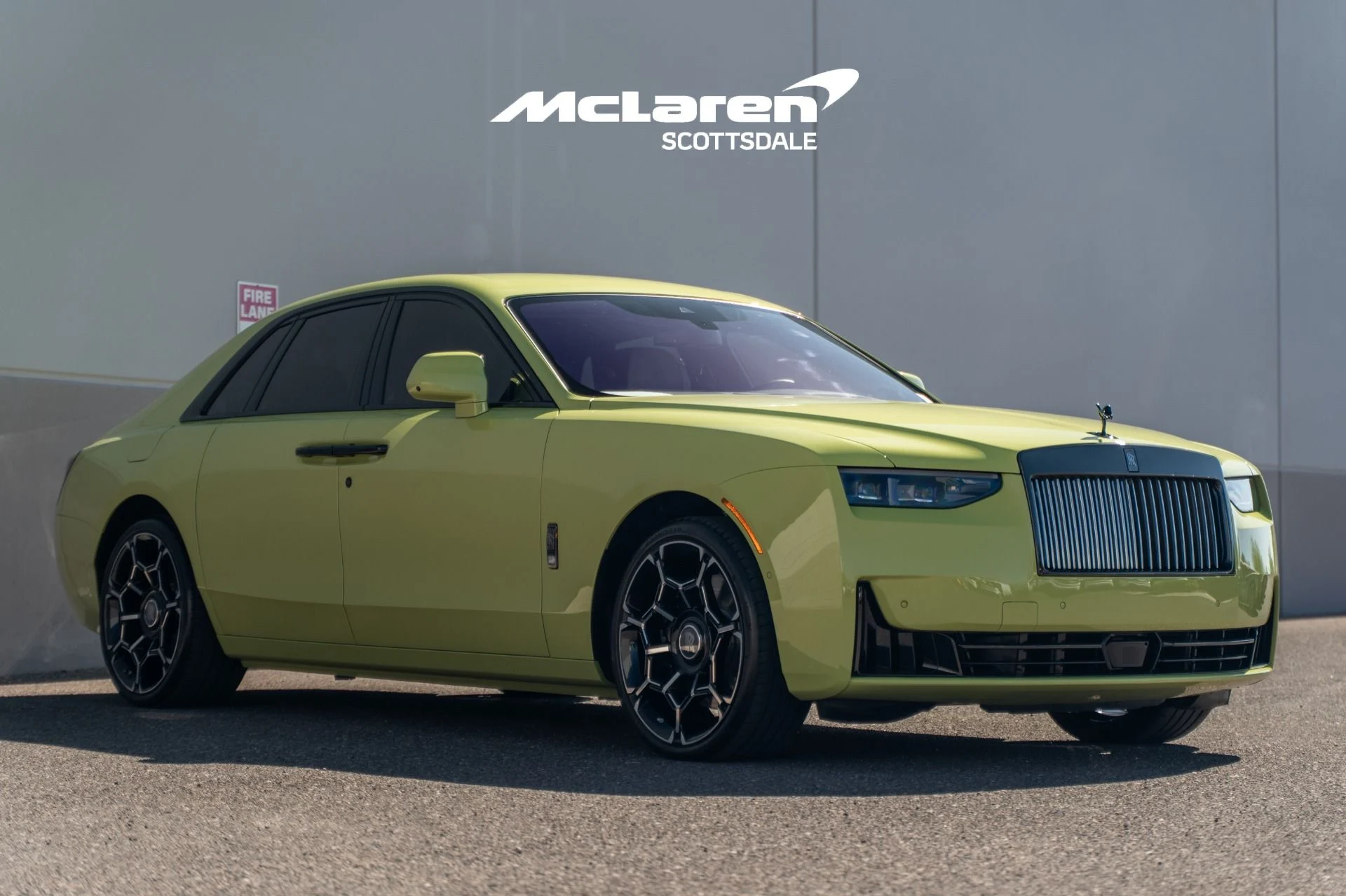mph008_3164486002_Used_2025_Rolls_Royce_GHOST_1781282167_f2f629790d