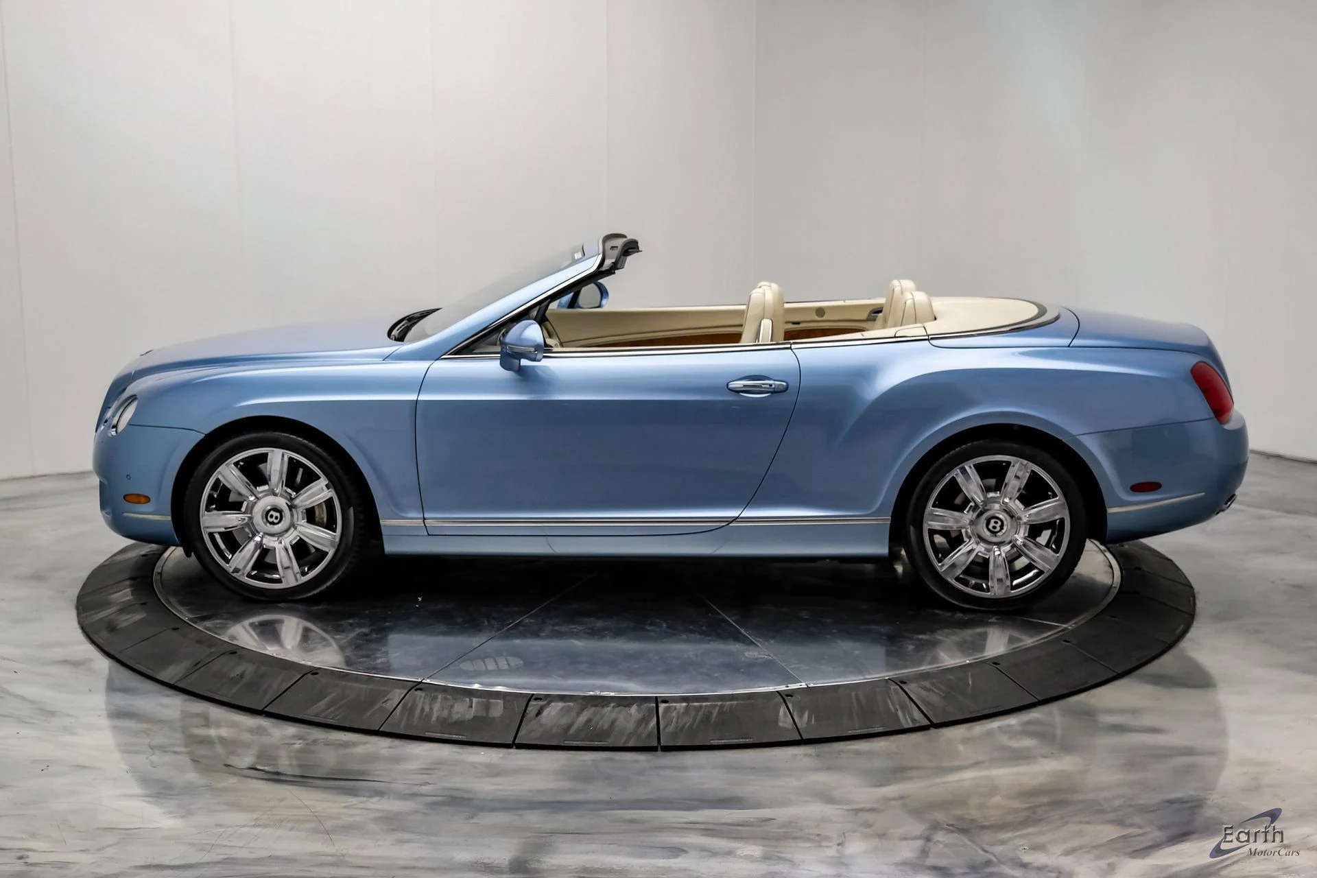 mph008_3169696597_e169fac011e6c2c66c65a55a34ae19e0x_42f33e27ea