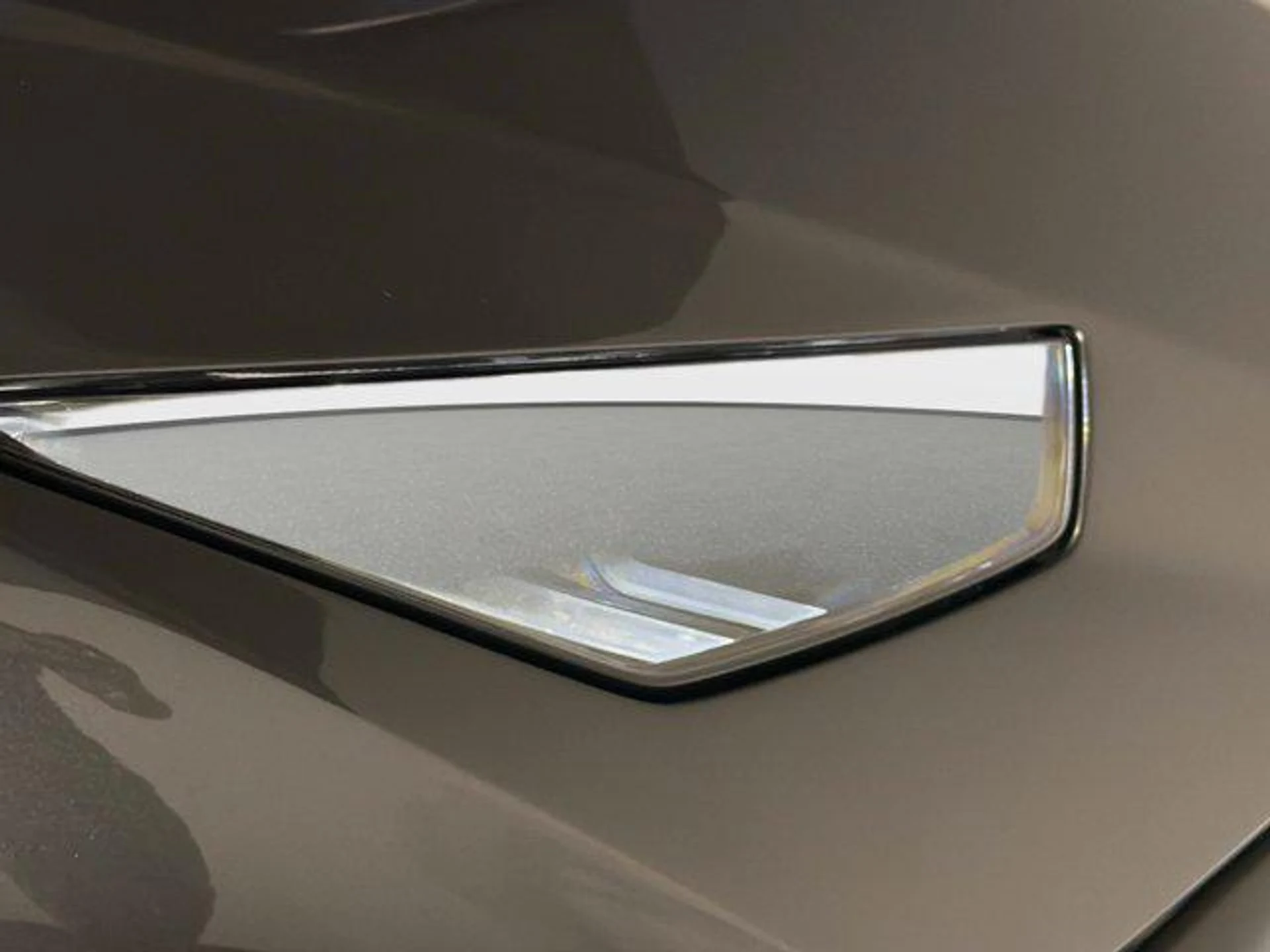 mph008_3185141433_wp_U_Af_Es_I_Sj_I_Ud_Oa959_Uy_Gn_xo_Ng_ff8390a5a0