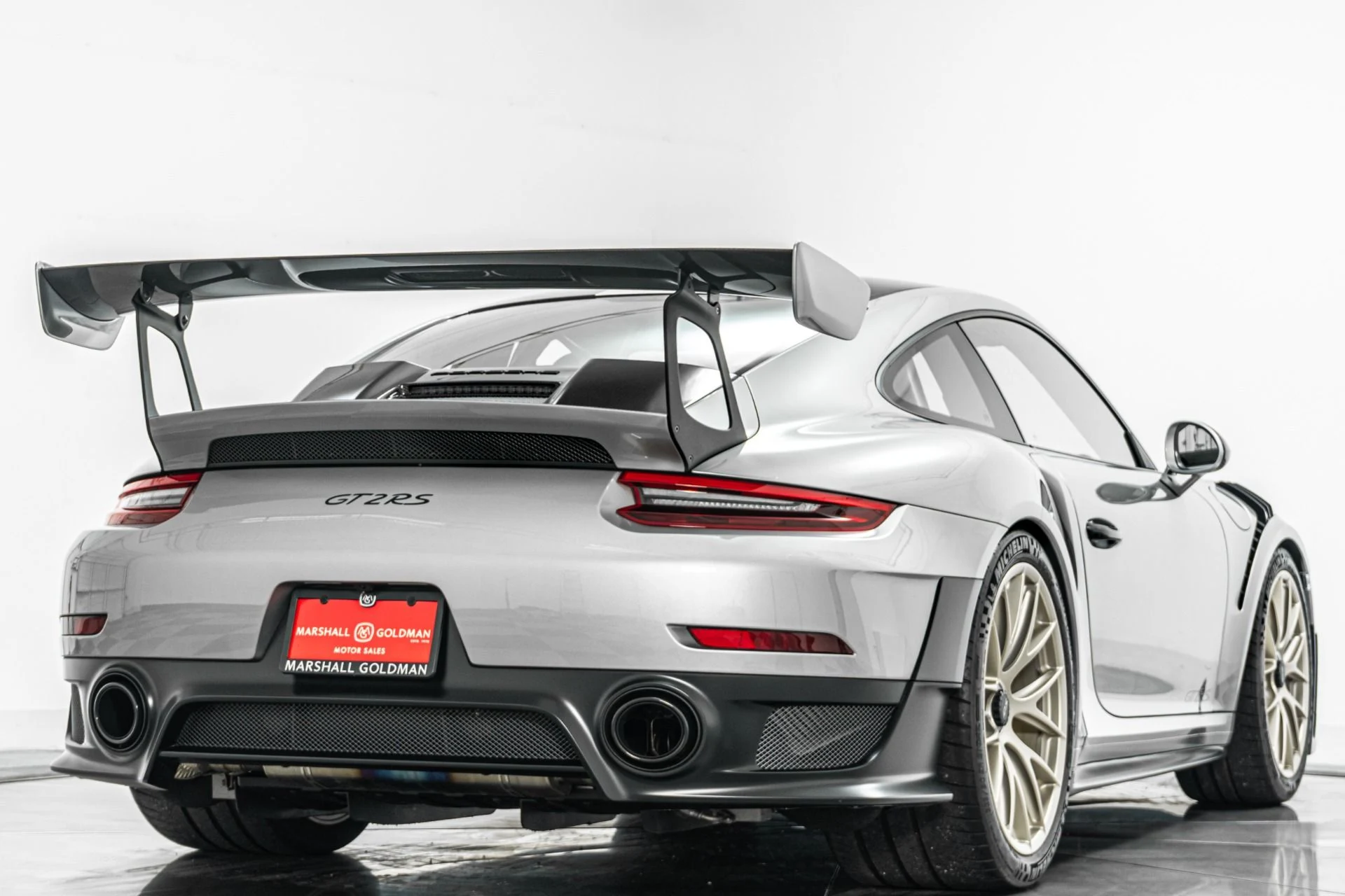 mph008_3195429826_Used_2018_Porsche_911_GT_2_RS_Weissach_Package_Magnesium_Wheels_1780694267_a198c7aacb
