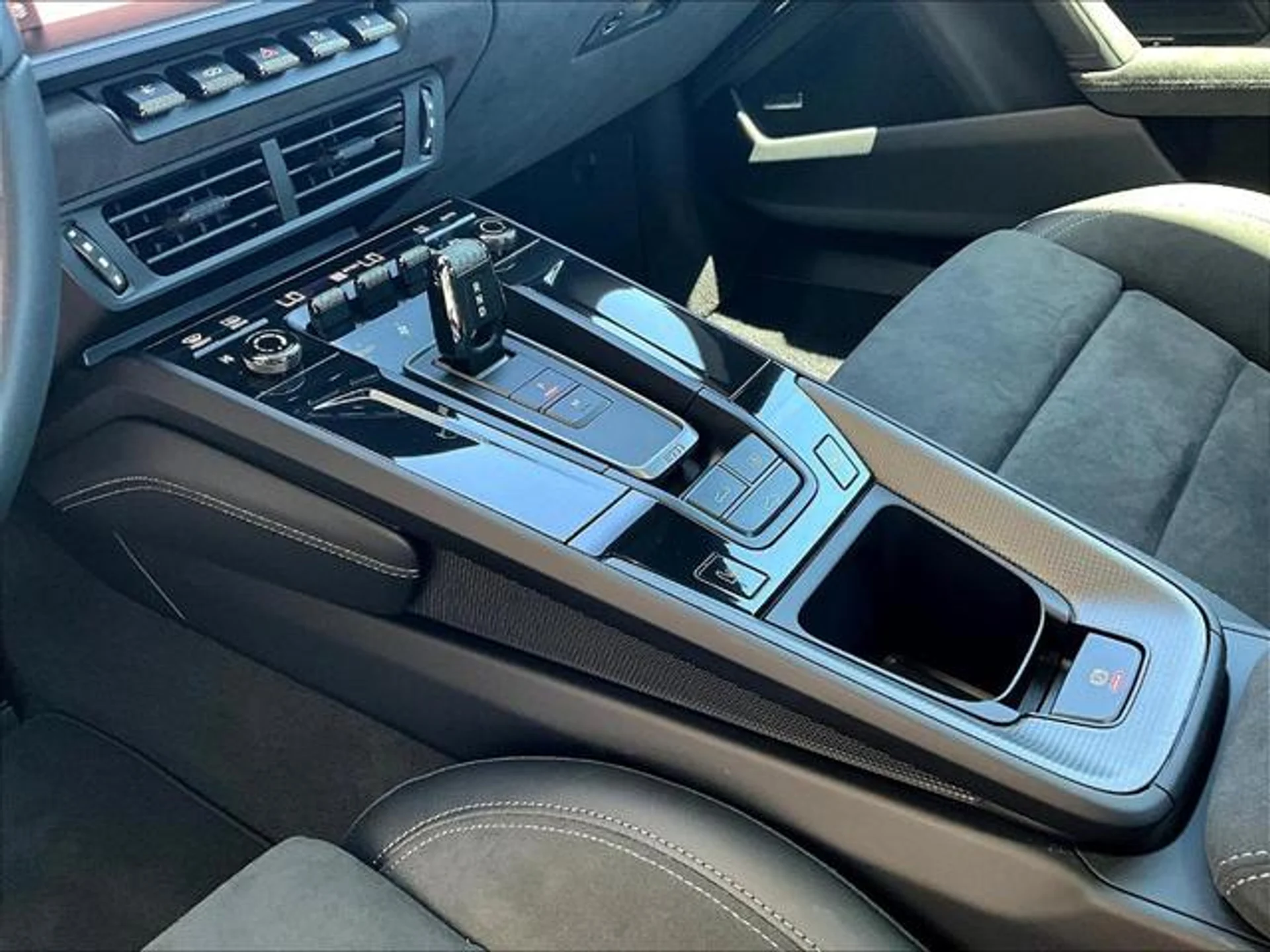 mph008_3203037774_4na_T_Nsn_Kgl_Sa4h_Dlx_H_Hz_ZDY_Gi_JM_57a5380914