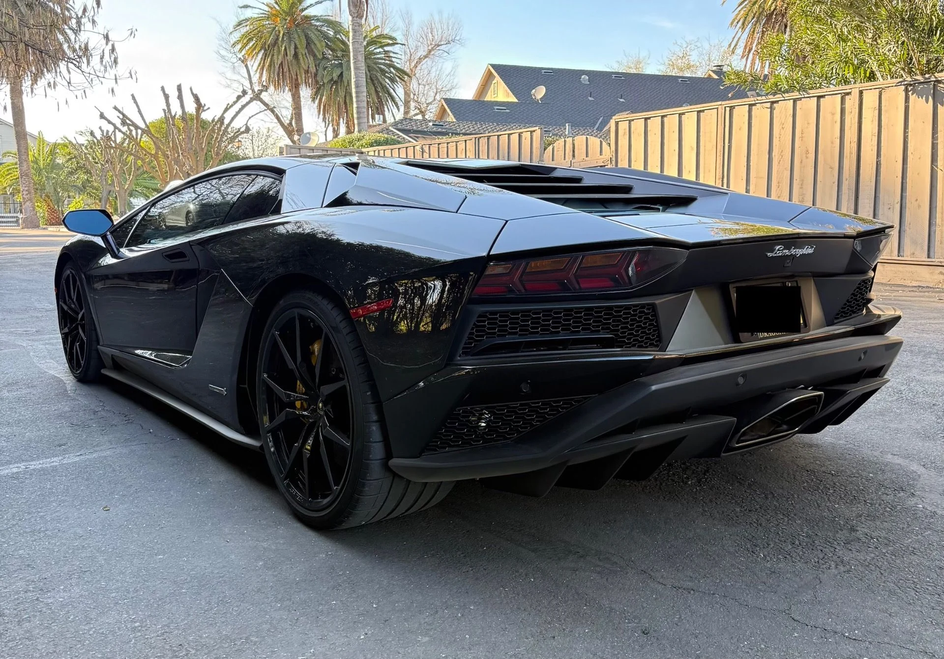 mph008_3204921959_Used_2017_Lamborghini_Aventador_LP_740_4_S_1772653115_5fb0e51cc1
