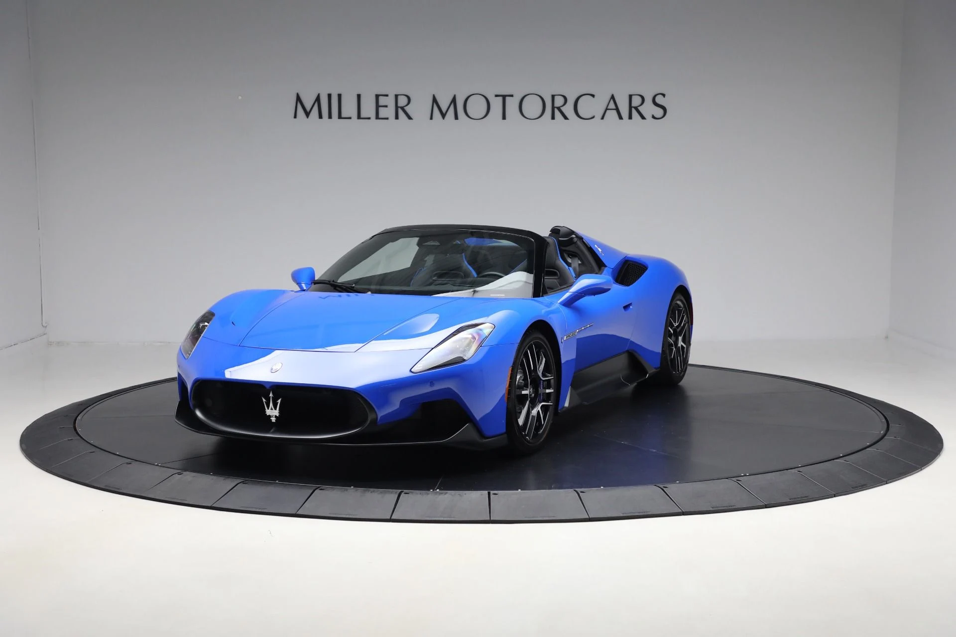 mph008_320756296_New_2024_Maserati_MC_20_Cielo_e38d677c3b