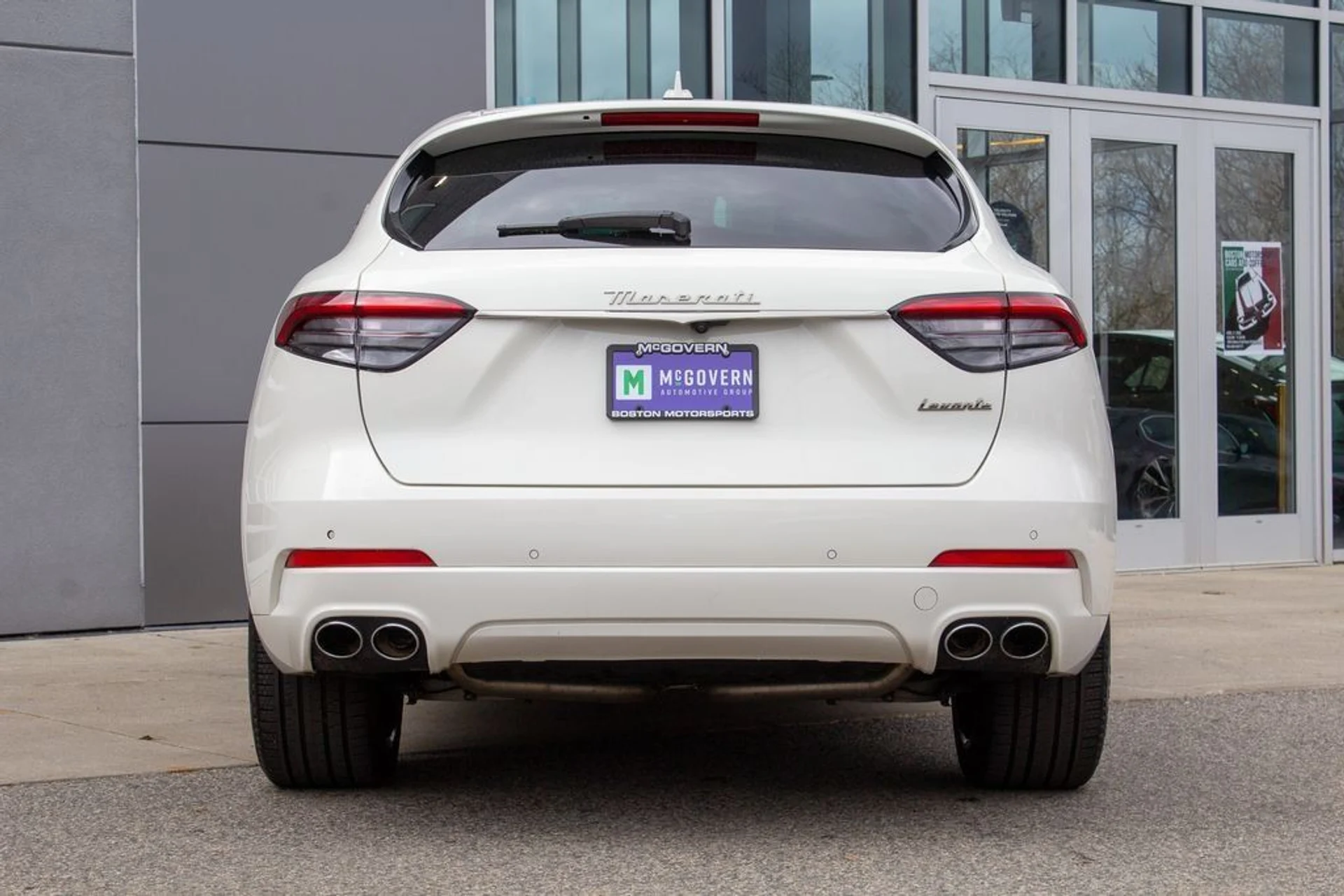 mph008_3207737688_5a5e78ccb80c82c65a50f06500970bfb_7eb3775f48