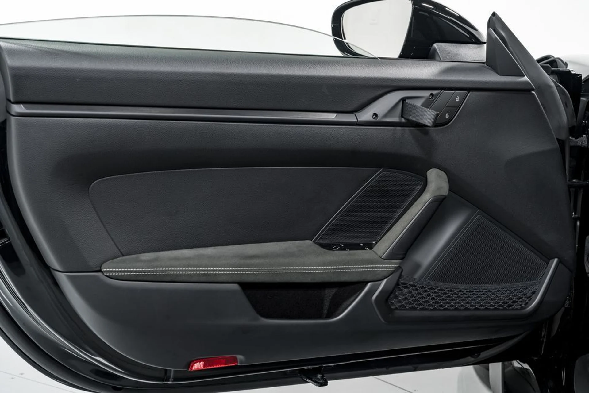 mph008_322125875_3a8e380ab9acfdd2a06d9180f29d8d13x_9788e0b3ee