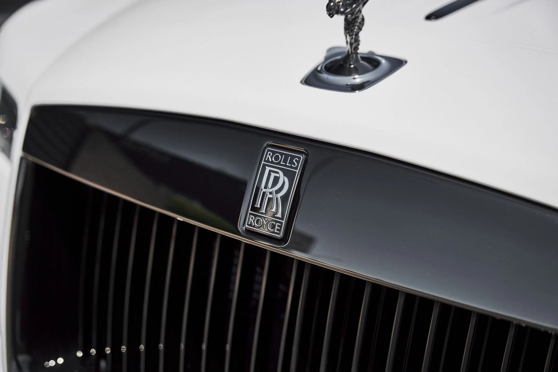 mph008_3232393433_Used_2020_Rolls_Royce_Dawn_Base_1784308123_d358f484f6