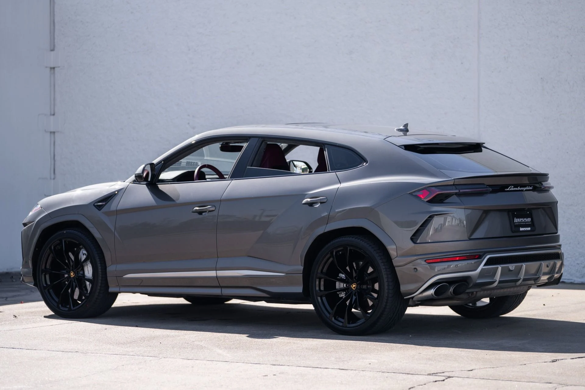 mph008_3240293841_Used_2021_Lamborghini_Urus_1768598799_df6d6ae912