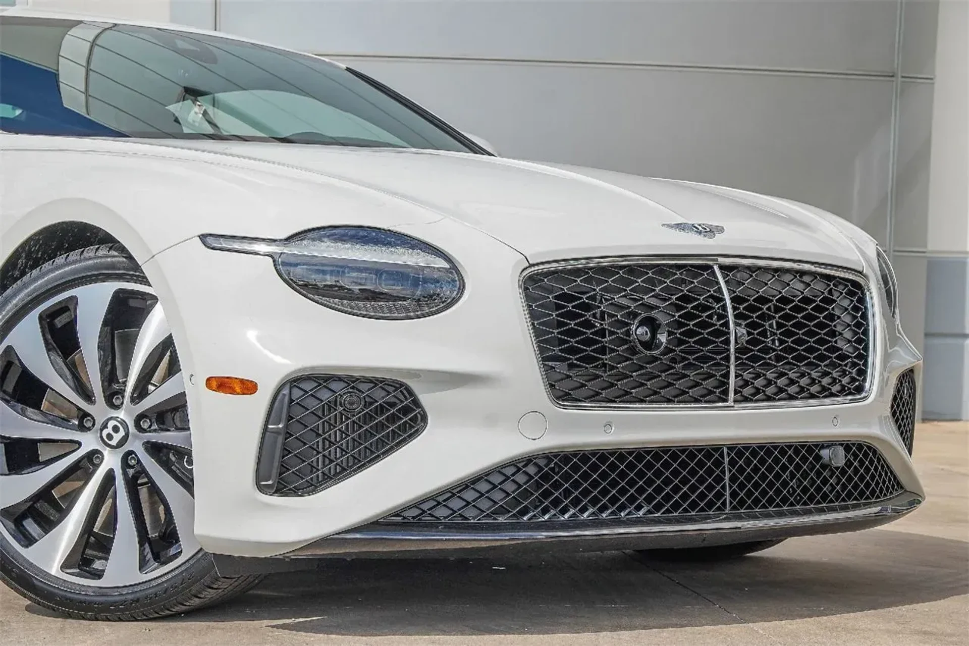 mph008_3256621637_29a3c9c969a14c0aa6f00edcbb1a8944_e90a1bbc21