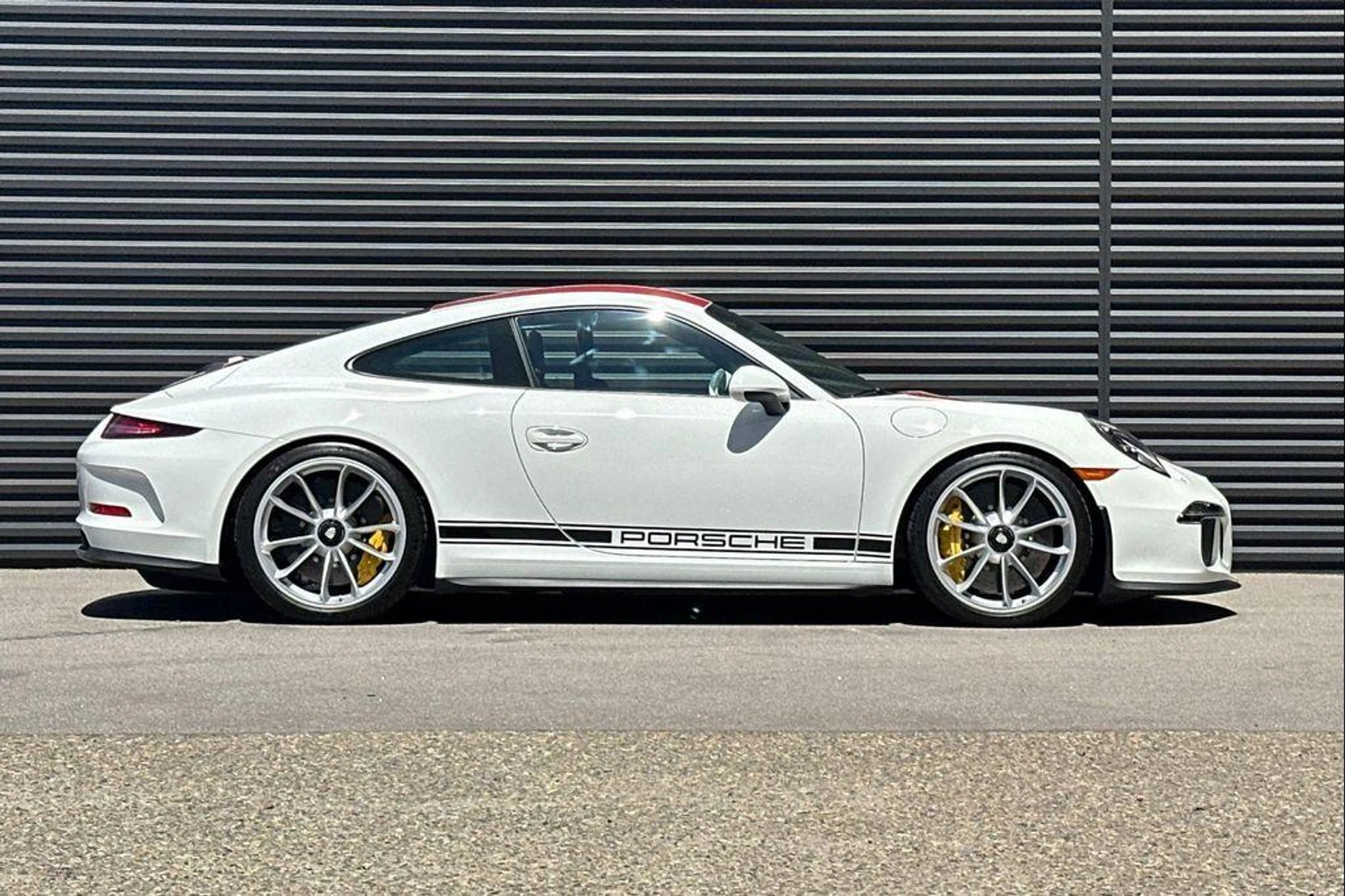 mph008_3261715662_EEC_EB_9_K_Uab_E6_Le_RG_Wjqv_9c_O0_6b74723169