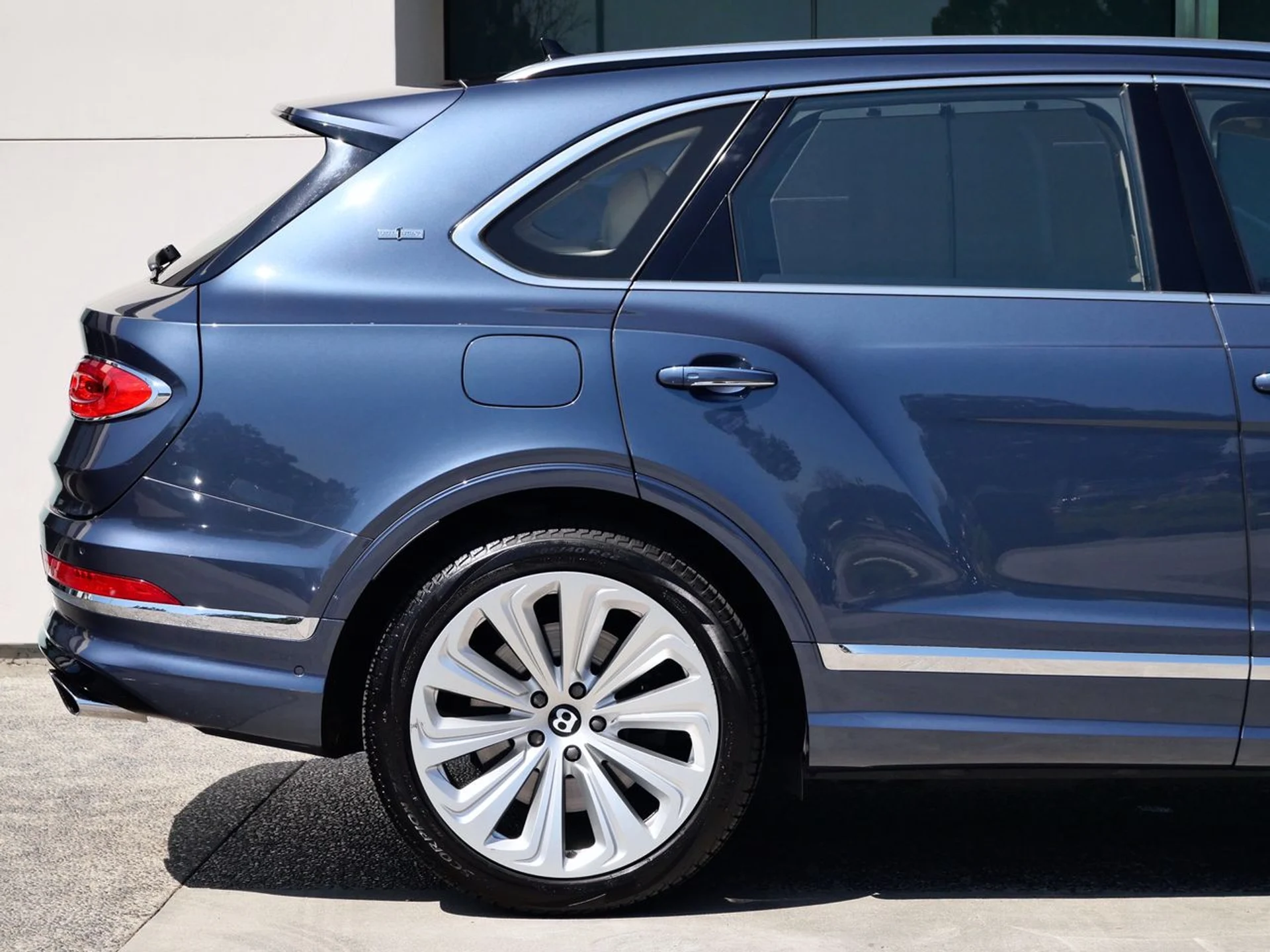 mph008_3261870247_cfed1c783b3fabb8453d3c930ee47a03x_7010010c5e