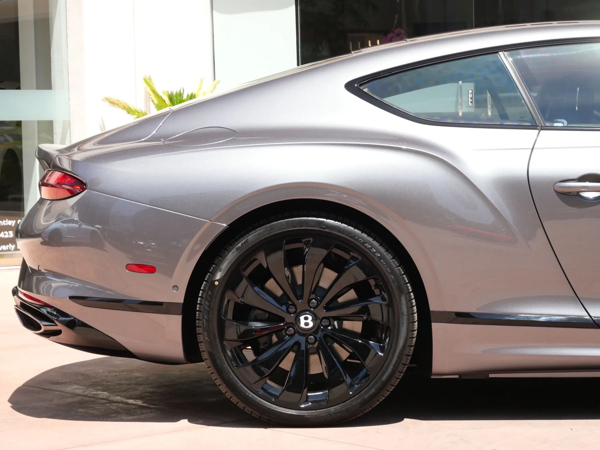 mph008_3262303082_8c457665d686c9cfbb4147ba399339e8x_2d8290b1a9