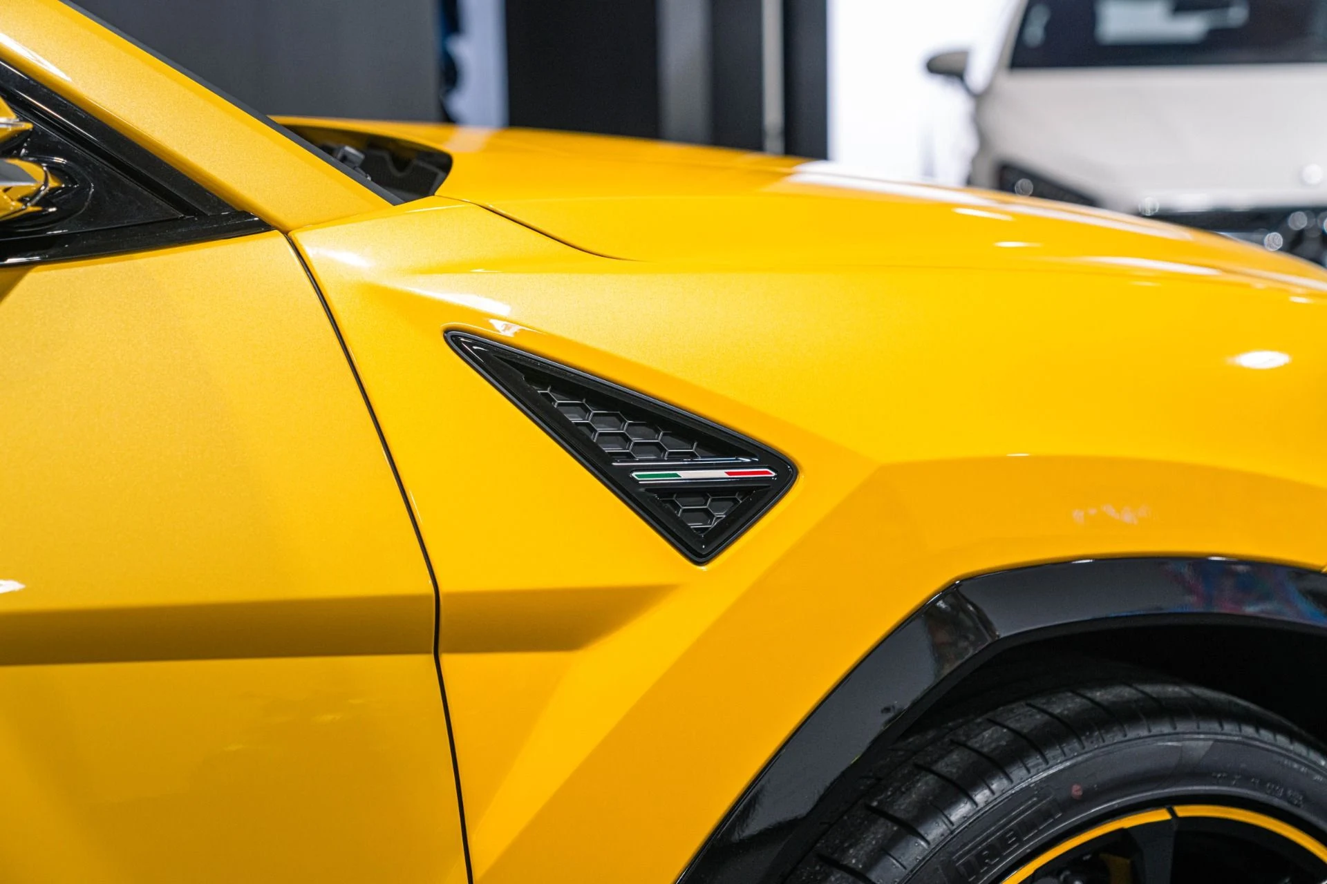 mph008_3263359196_Used_2021_Lamborghini_Urus_Pearl_Capsule_w_FULL_RYFT_Exhaust_1771450400_361ff315ef
